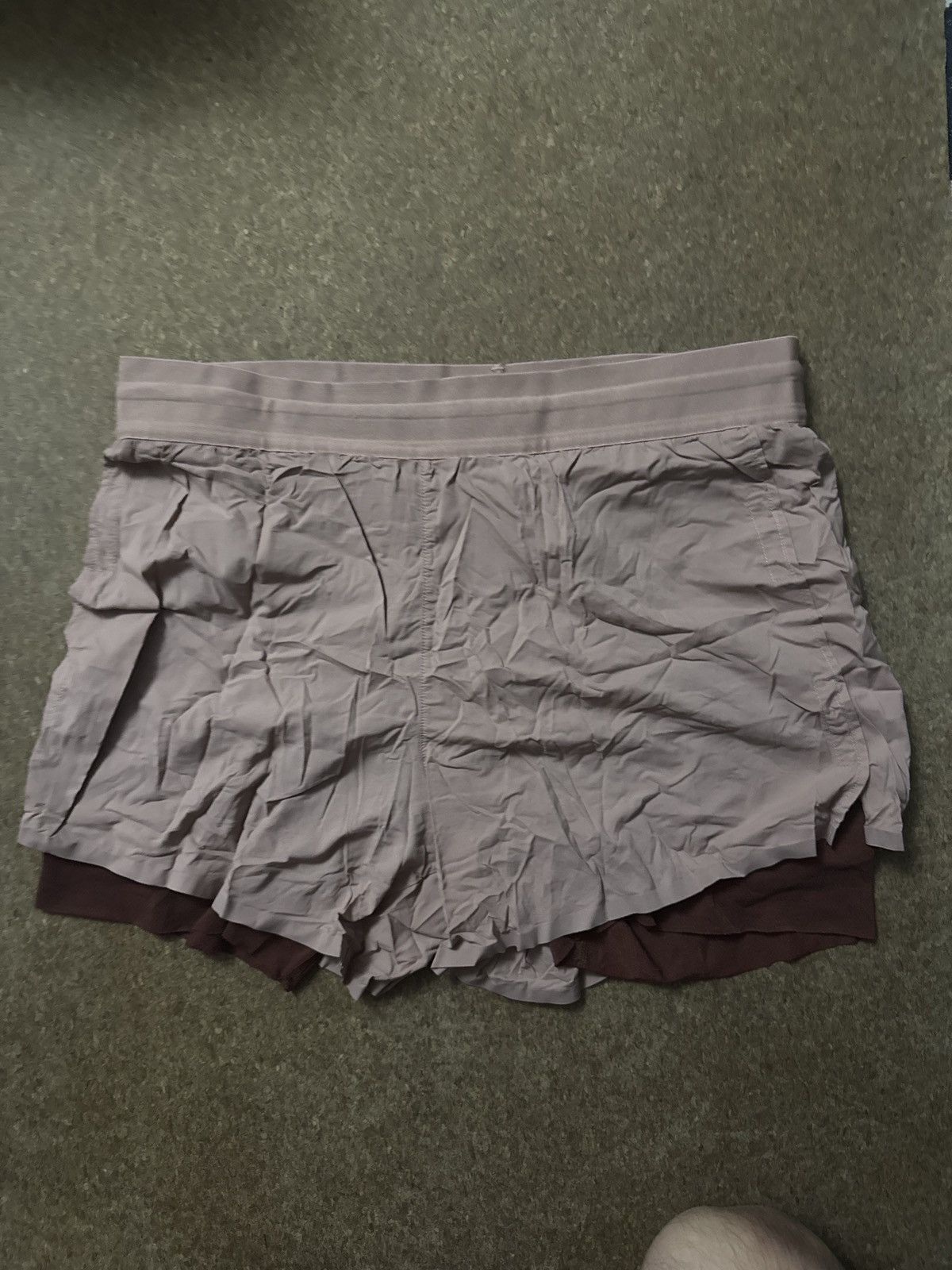 Nike Nike Yoga Medium Shorts Size US 31 - 4 Thumbnail