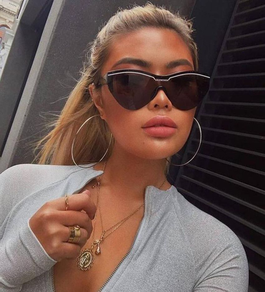 Balenciaga NEW Balenciaga BB0004S 001 Grey Shield Unisex Sunglasses Size ONE SIZE - 14 Thumbnail