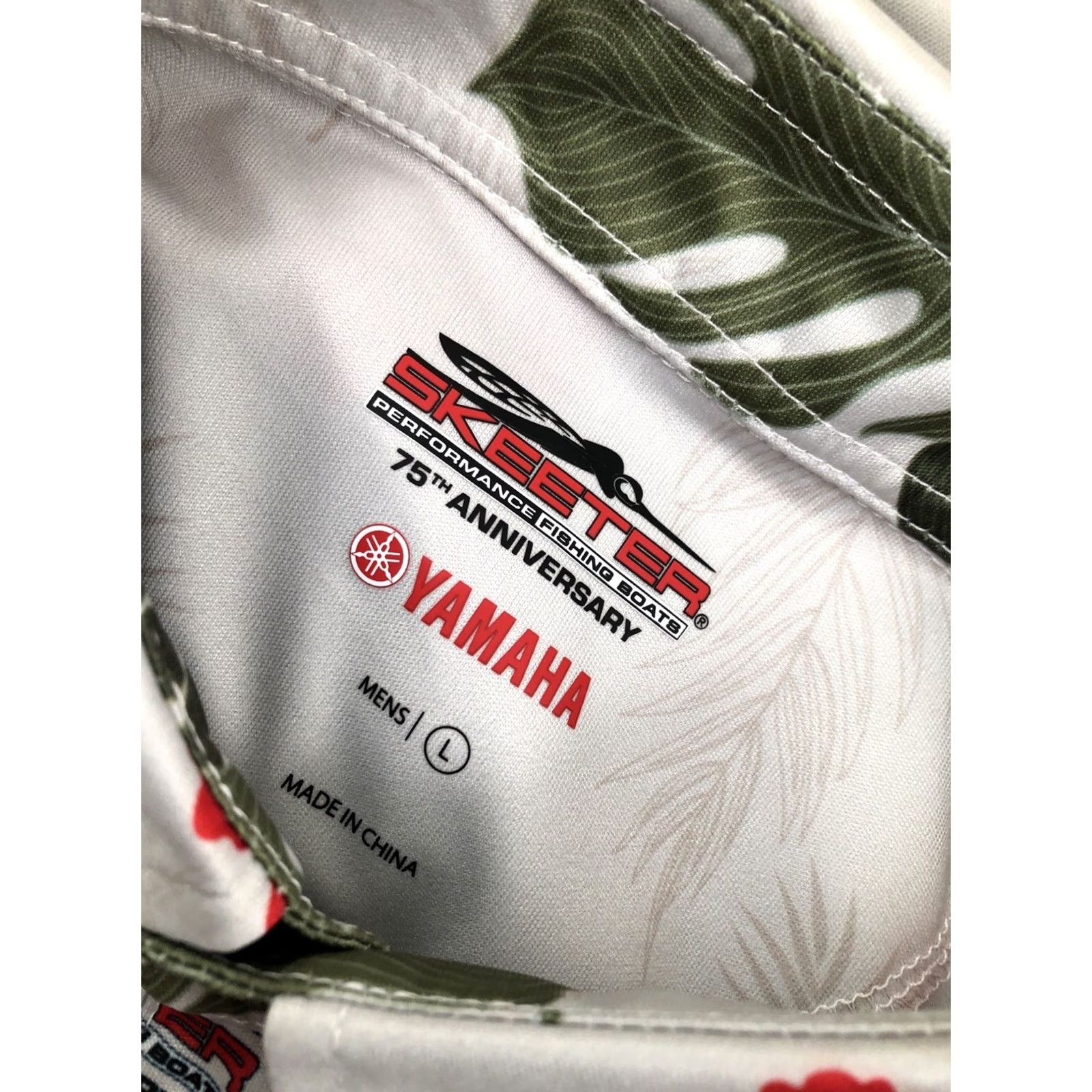 Yamaha SKEETER / YAMAHA Floral Hawaiian Aloha 75th Anniversary Lg Shirt EXCELLENT Shirt Mens L Gray / Red Floral Hawaiian 75th Anniversary Mens Size US L / EU 52-54 / 3 - 5 Thumbnail