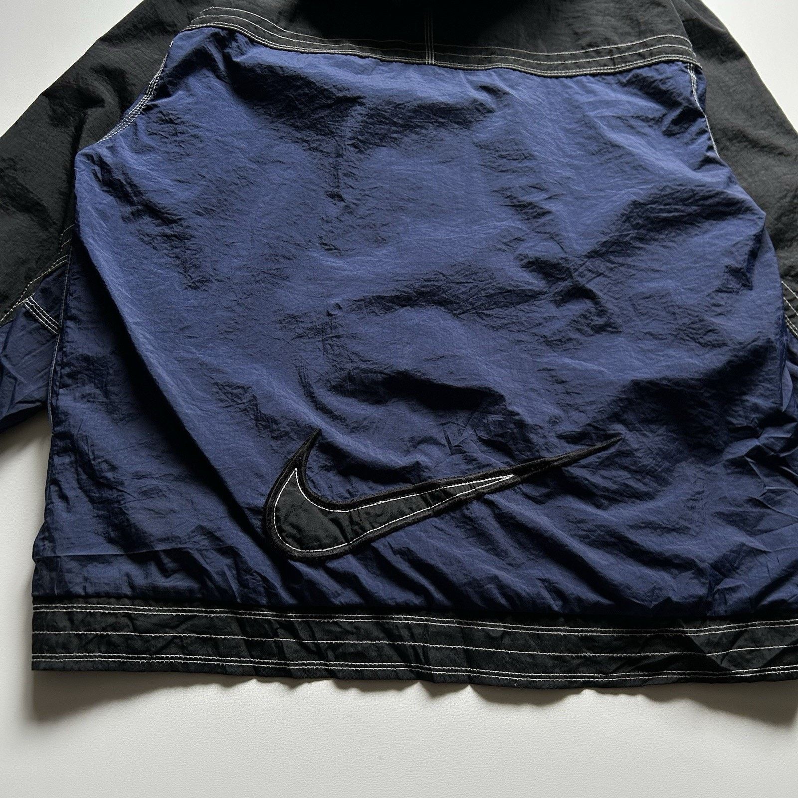 Nike Vintage 90s Nike Jacket Size Small Hooded Windbreaker Rare Size US S / EU 44-46 / 1 - 4 Thumbnail