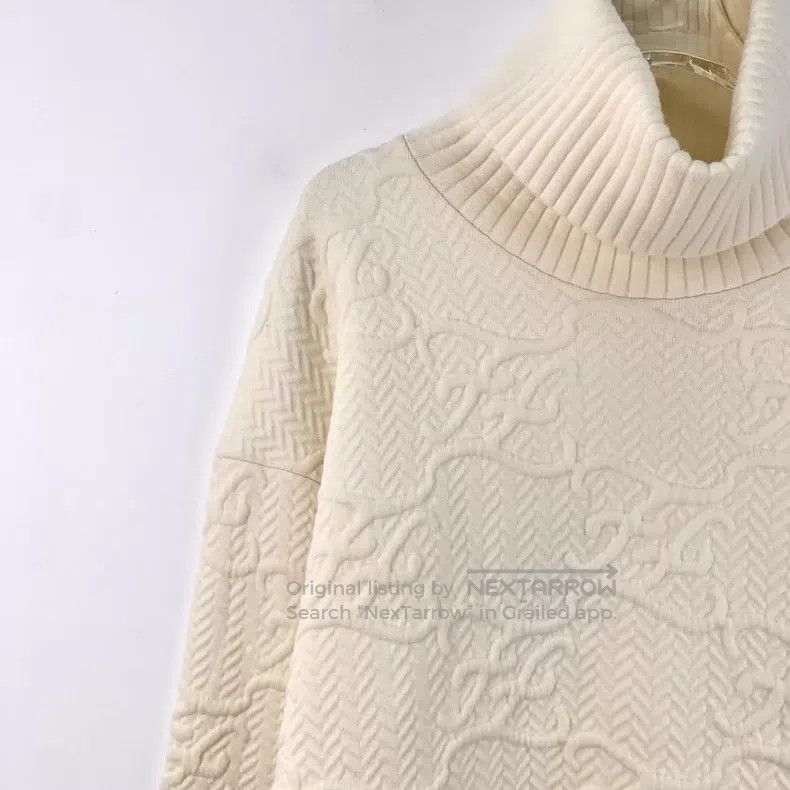 Fendi Fendi Off-white logo embossed high-neck wool knit sweater Size M / US 6-8 / IT 42-44 - 3 Thumbnail