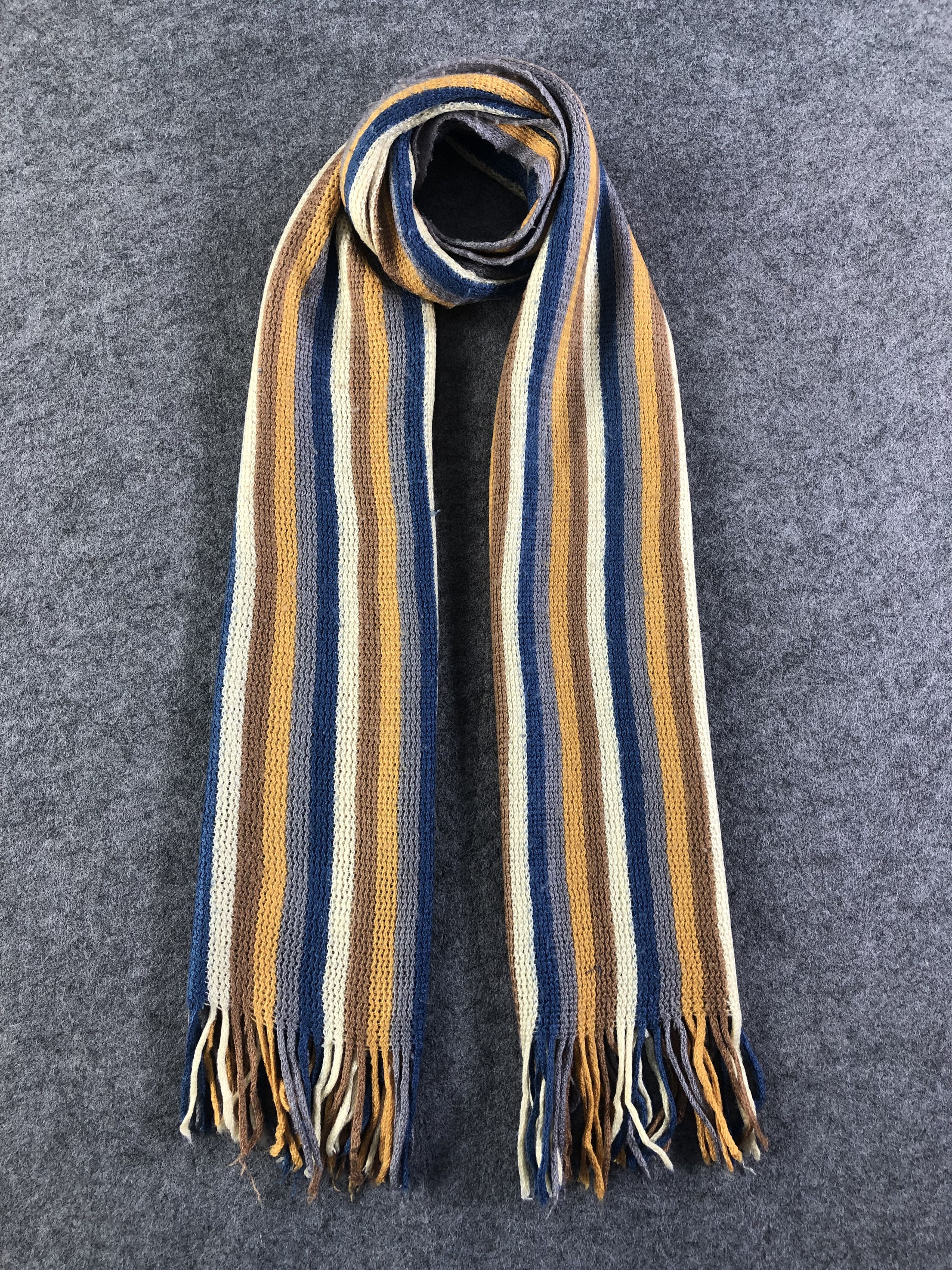 Vintage Marie Claire Scarf / Muffler / Neckwear Size ONE SIZE - 1 Thumbnail