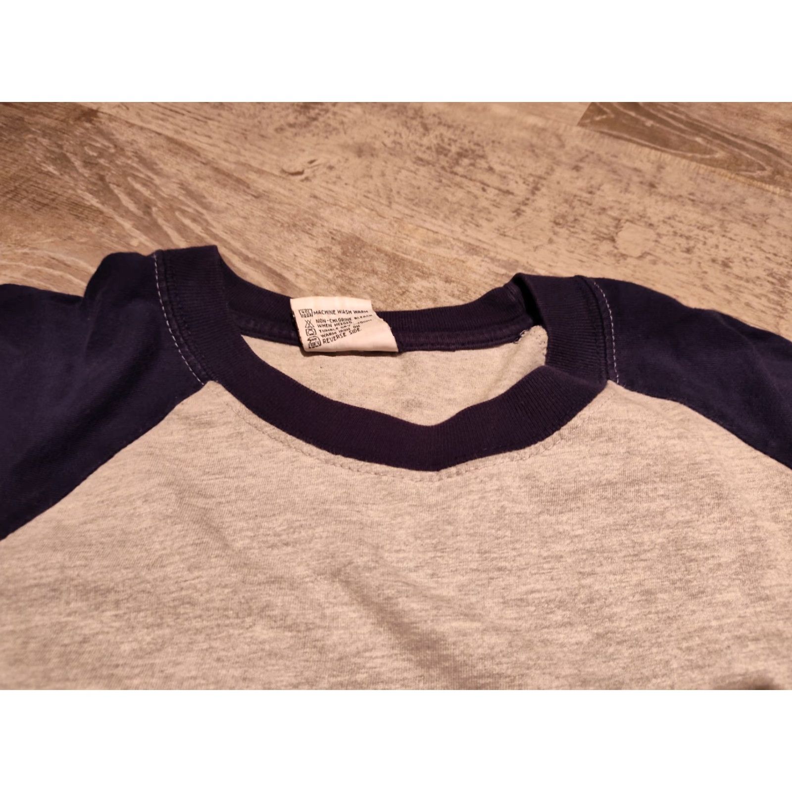 Hard Rock Cafe VINTAGE Hard Rock Cafe London Raglan Tee Shirt XL Unisex Adults Graphic Print 90s Cotton Gray Blue Size US XL / EU 56 / 4 - 4 Thumbnail