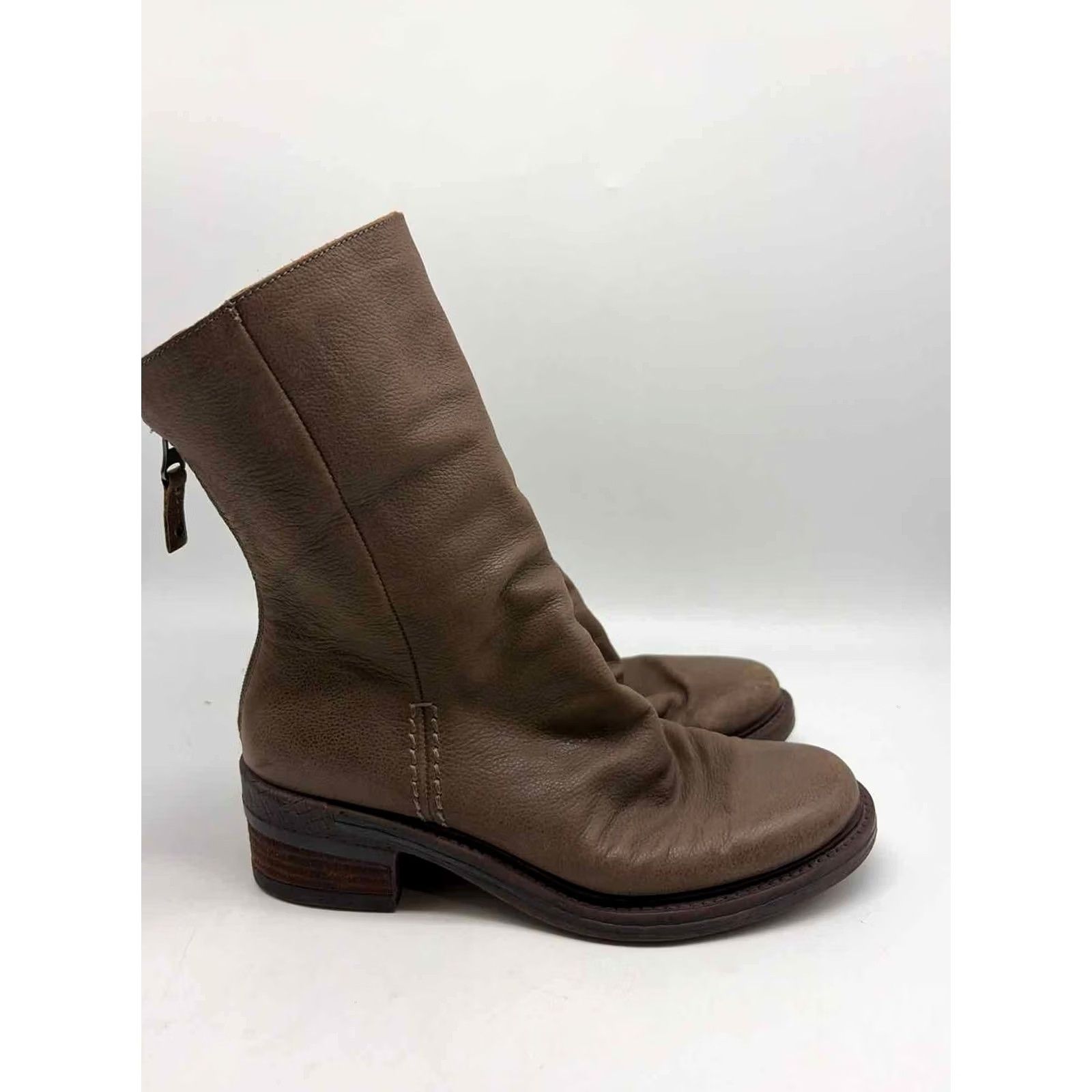 Vintage Pre-Owned OBT Brown Size 8 Ankle Boot Size US 8 / IT 38 - 4 Thumbnail