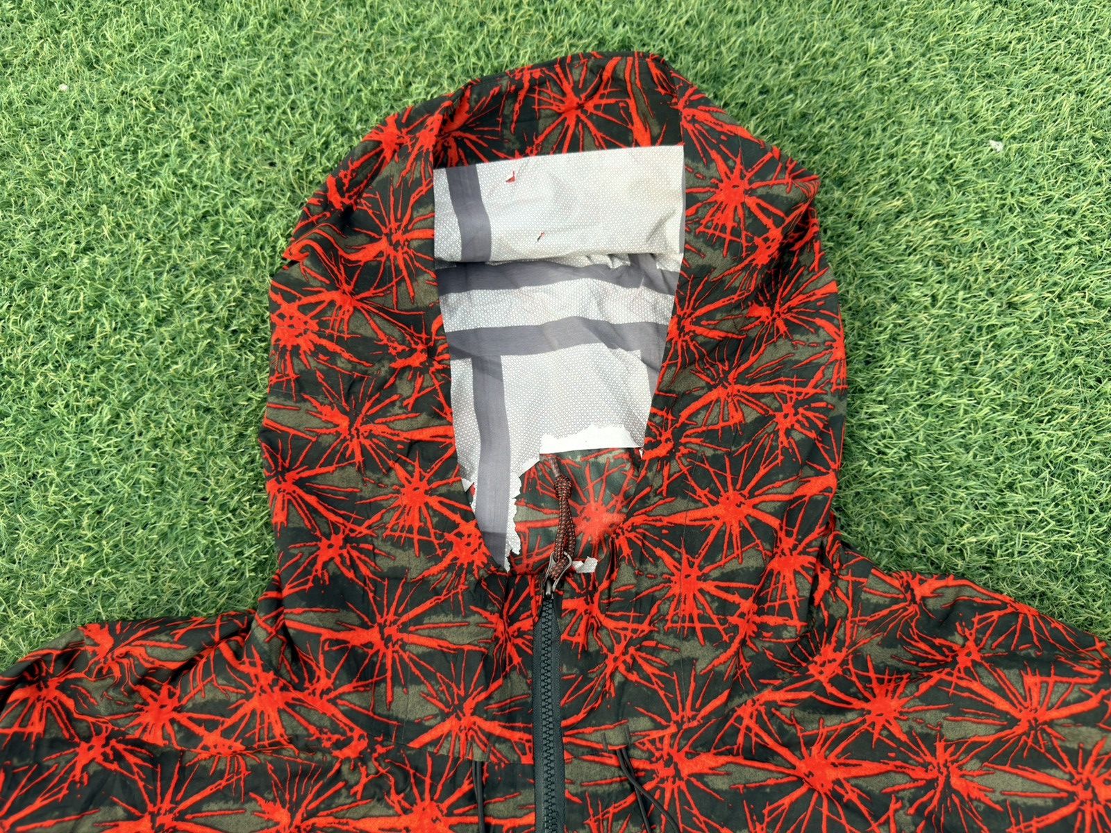 Nike ACG Nike ACG AOP 2.5L Packable Rush Red Jacket Size US M / EU 48-50 / 2 - 4 Thumbnail