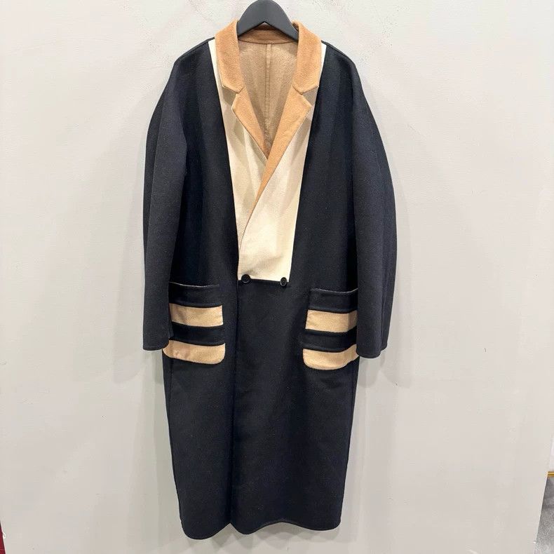 Max Mara Max Mara Color-block reversible woolen overcoat Size M / US 6-8 / IT 42-44 - 2 Thumbnail