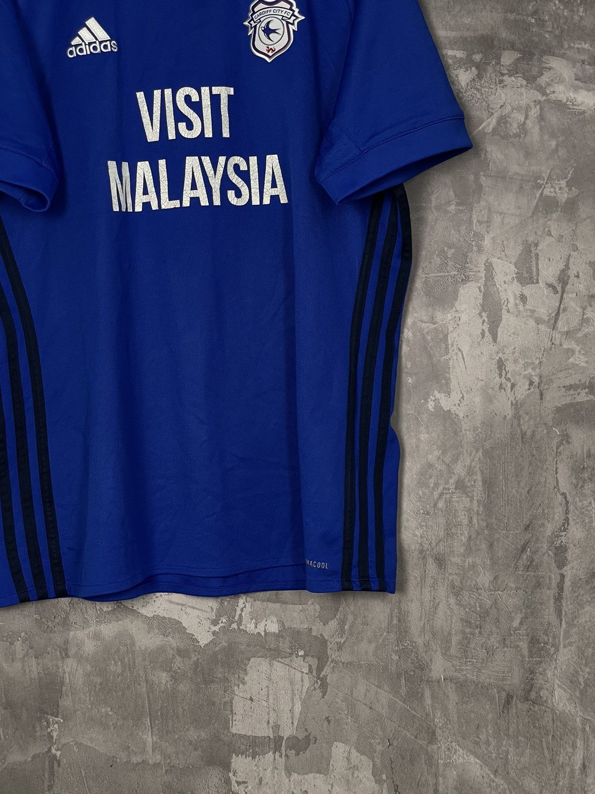 Adidas FC Cardiff City 2017 2018 home shirt soccer maillot kit tee Size US L / EU 52-54 / 3 - 6 Thumbnail
