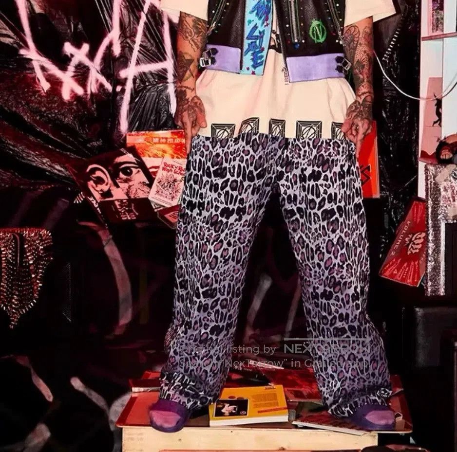 99%IS- Purple Leopard Print Pants. Size 25" / US 0 / IT 36 - 6 Thumbnail