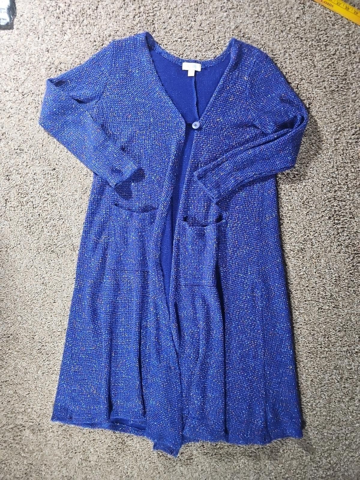Other LulaRoe Womens M Cable Knit Long 1 Button Cardigan Sweater Size M / US 6-8 / IT 42-44 - 1 Thumbnail