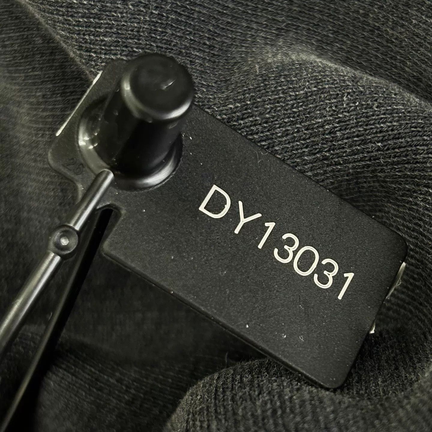 Balenciaga Balenciaga FW25 Black Taped Logo Hoodie M Size US M / EU 48-50 / 2 - 9 Thumbnail