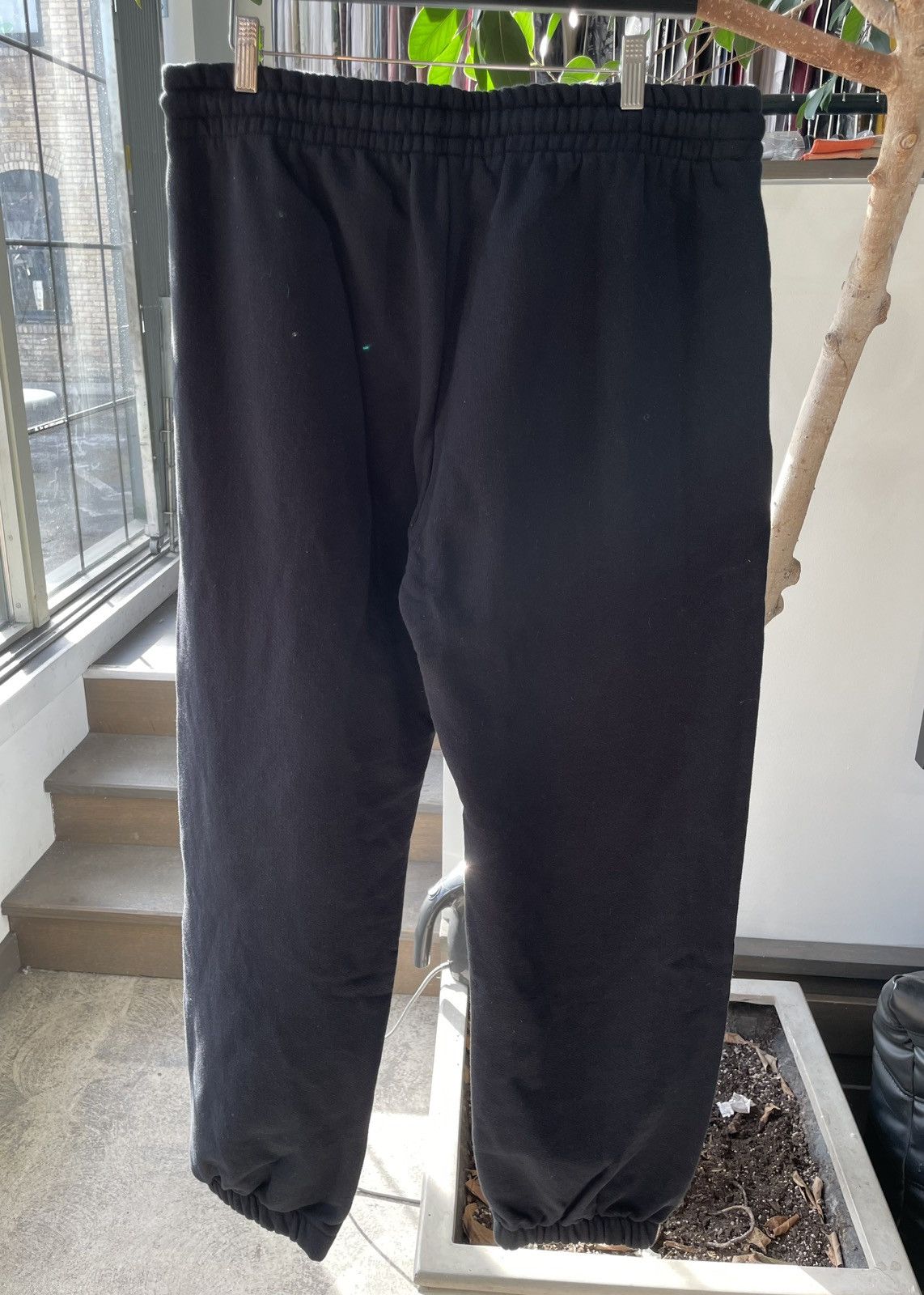 DENIM TEARS Denim Tears University Sweatpants Size US 42 / EU 58 - 3 Thumbnail