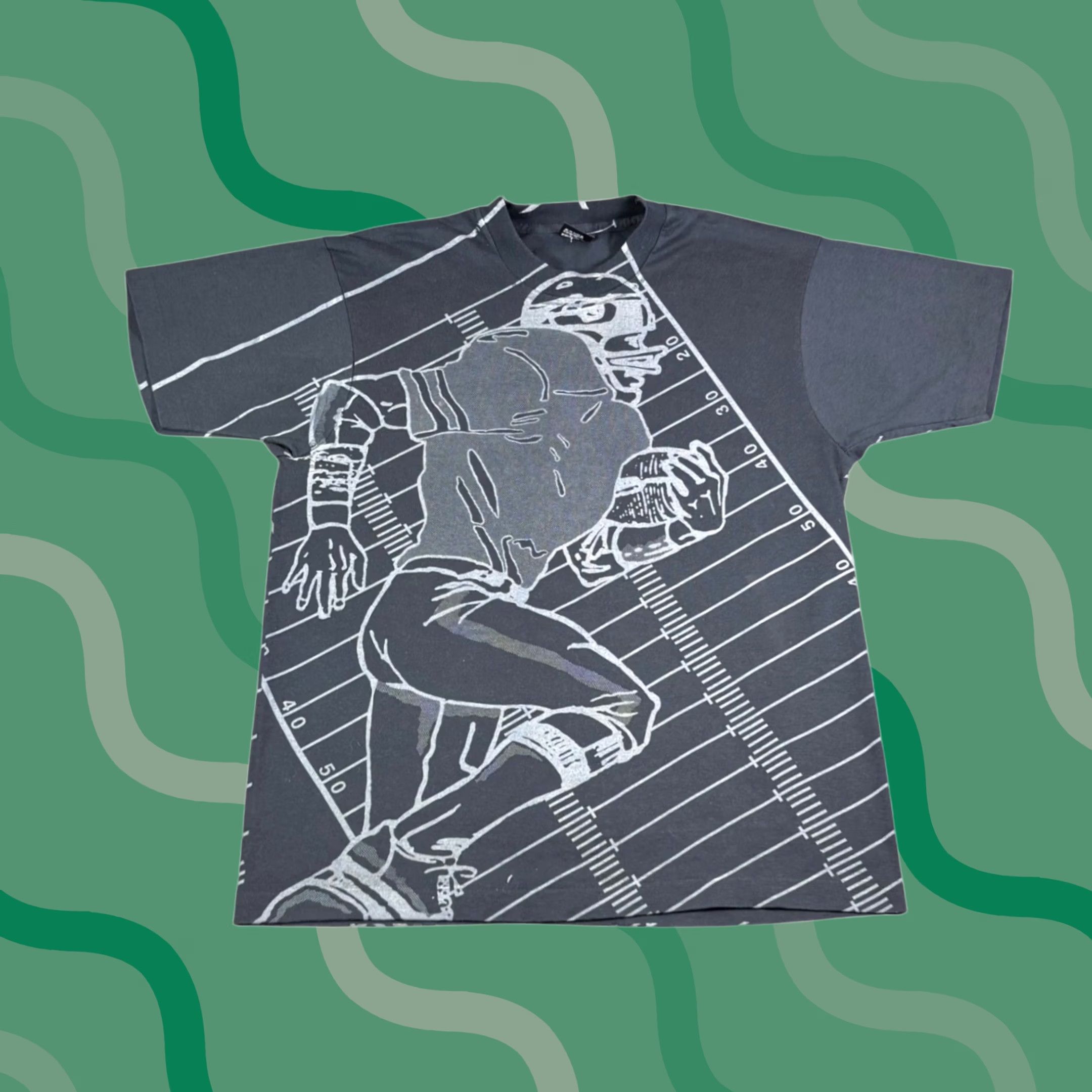 Vintage VINTAGE Screen Stars Best Football Graphic T-Shirt XL Black All Over Print 90s Mens Size US XL / EU 56 / 4 - 1 Thumbnail