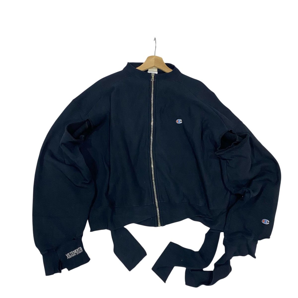 Champion × Vetements RARE Vetements x Champion Deconstructed Zip Blue Sweatshirt Size US XS / EU 42 / 0 - 1 Thumbnail