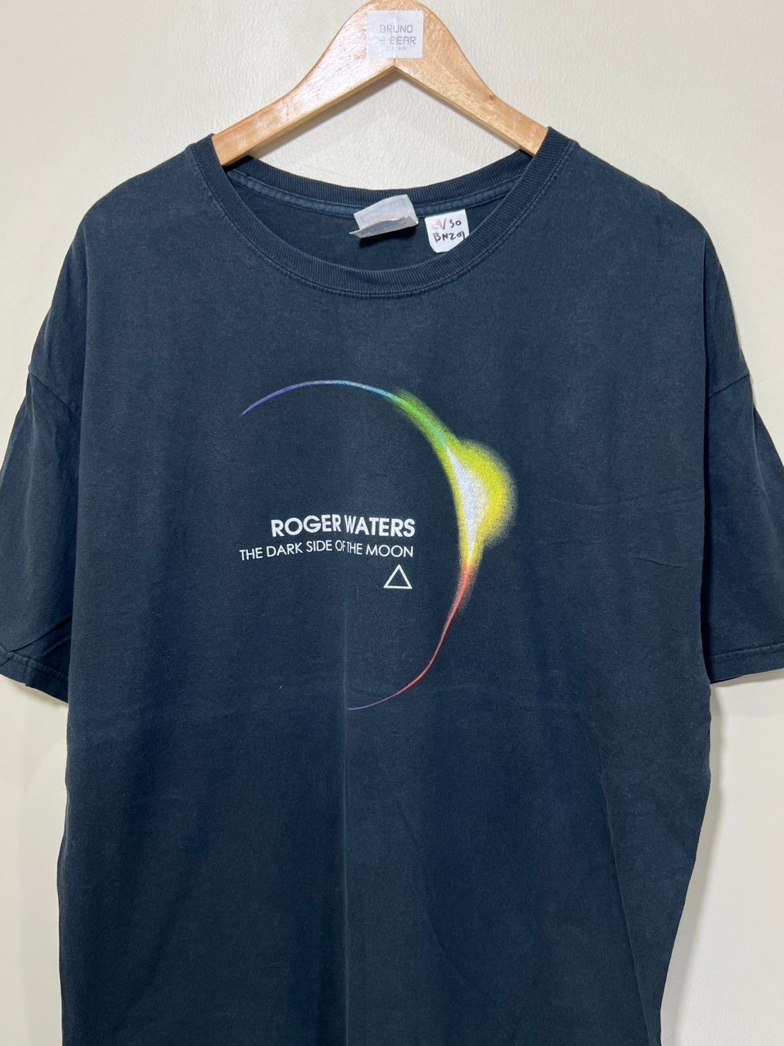 Band Tees × Vintage Vintage 00's Dark Side of the Moon Roger Waters shirt bnz01 Size US XL / EU 56 / 4 - 3 Thumbnail