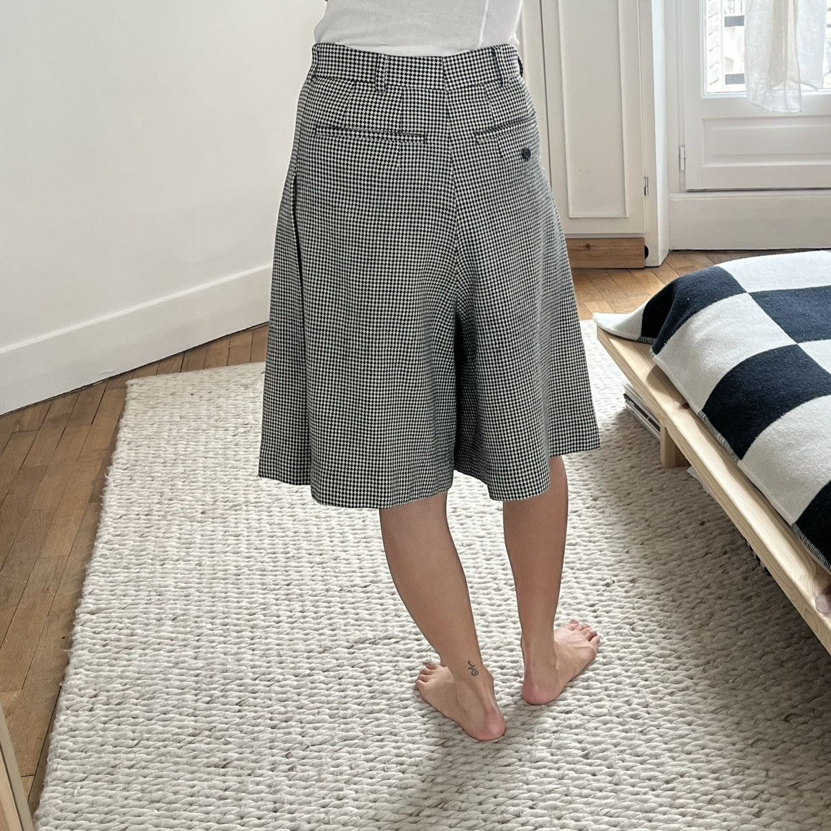 Comme des Garcons Comme Des Garçons Houndstooth Pleated Skort Size 26" / US 2 / IT 38 - 6 Thumbnail