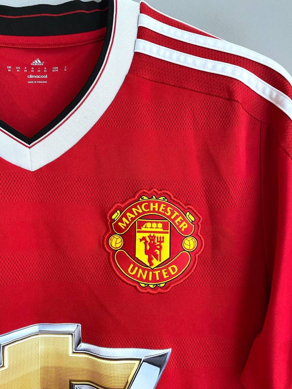 Adidas Manchester United 2015/16 Home Football Soccer Jersey Size M Size US M / EU 48-50 / 2 - 4 Thumbnail