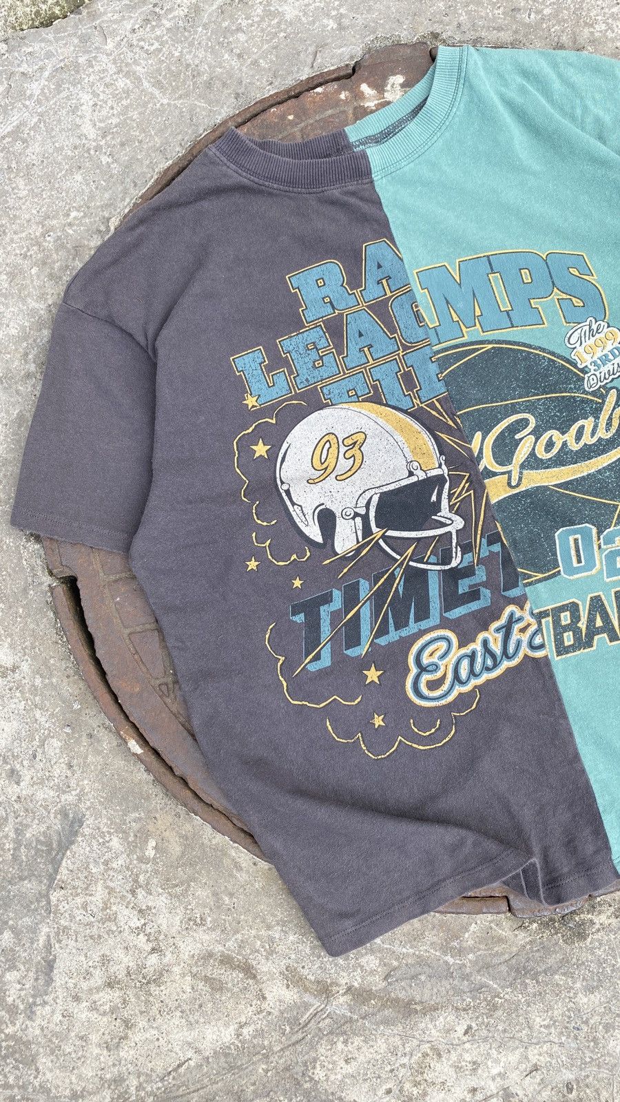 Vintage Vintage Varsity Football Baseball Cropped T Shirt Size US S / EU 44-46 / 1 - 3 Thumbnail