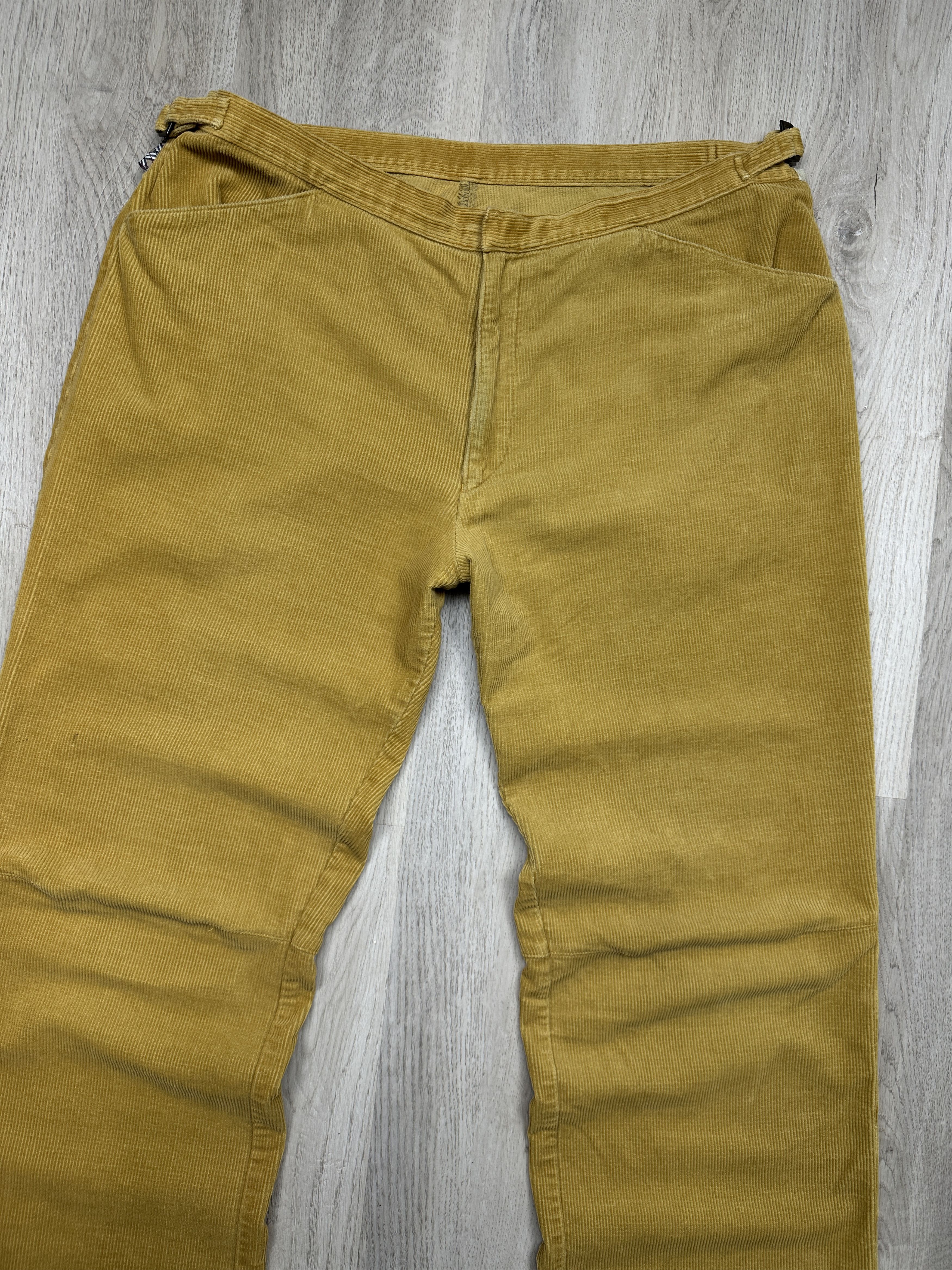 Burberry Burberry Vintage Mens Corduroy Pants Size US 36 / EU 52 - 2 Thumbnail