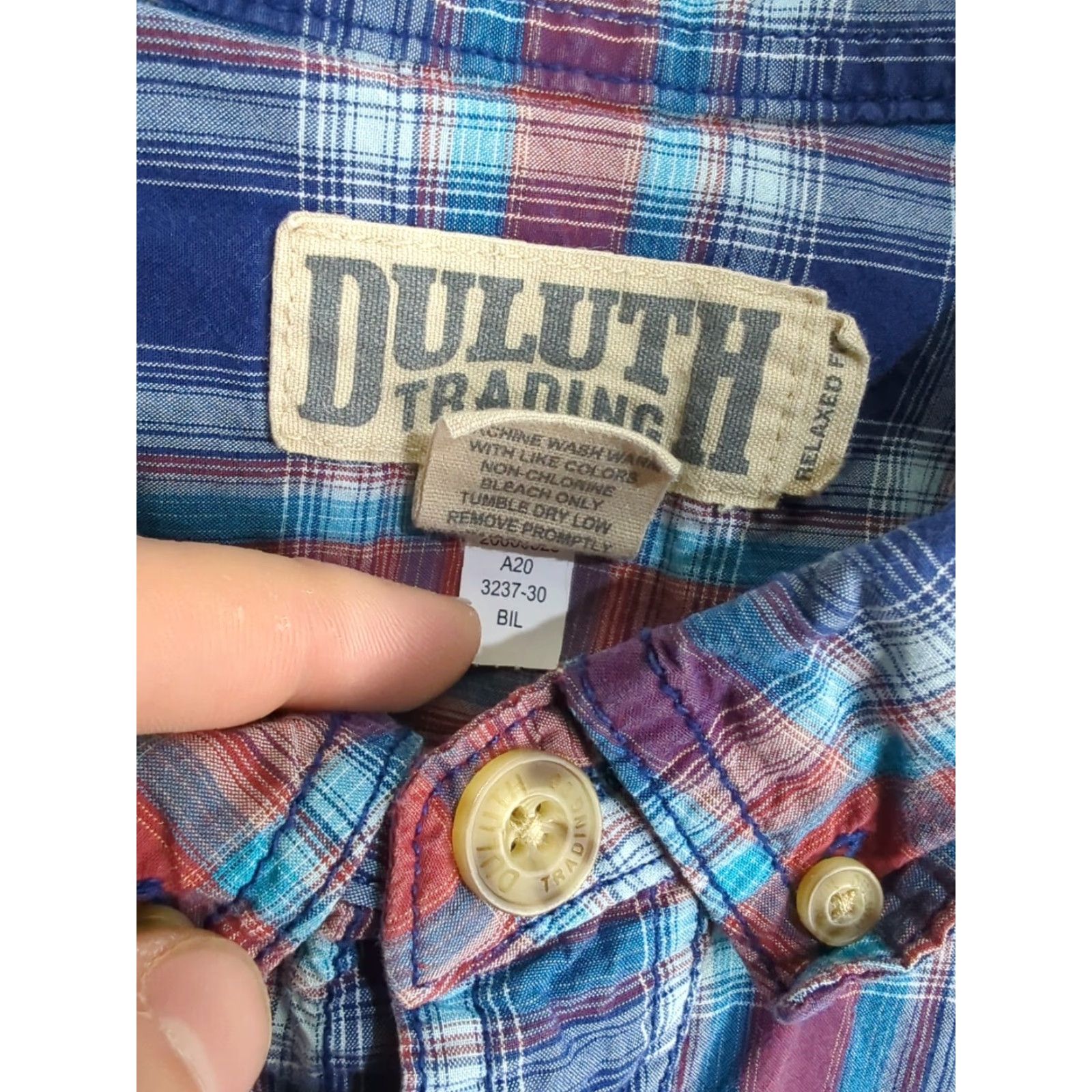 Duluth Trading Company Duluth Trading Button Front Shirt Cotton Red Blue Plaid Large Relaxed Fit Shirt Mens Button-Up Long Sleeve Multicolor Plaid Casual Size US L / EU 52-54 / 3 - 3 Thumbnail