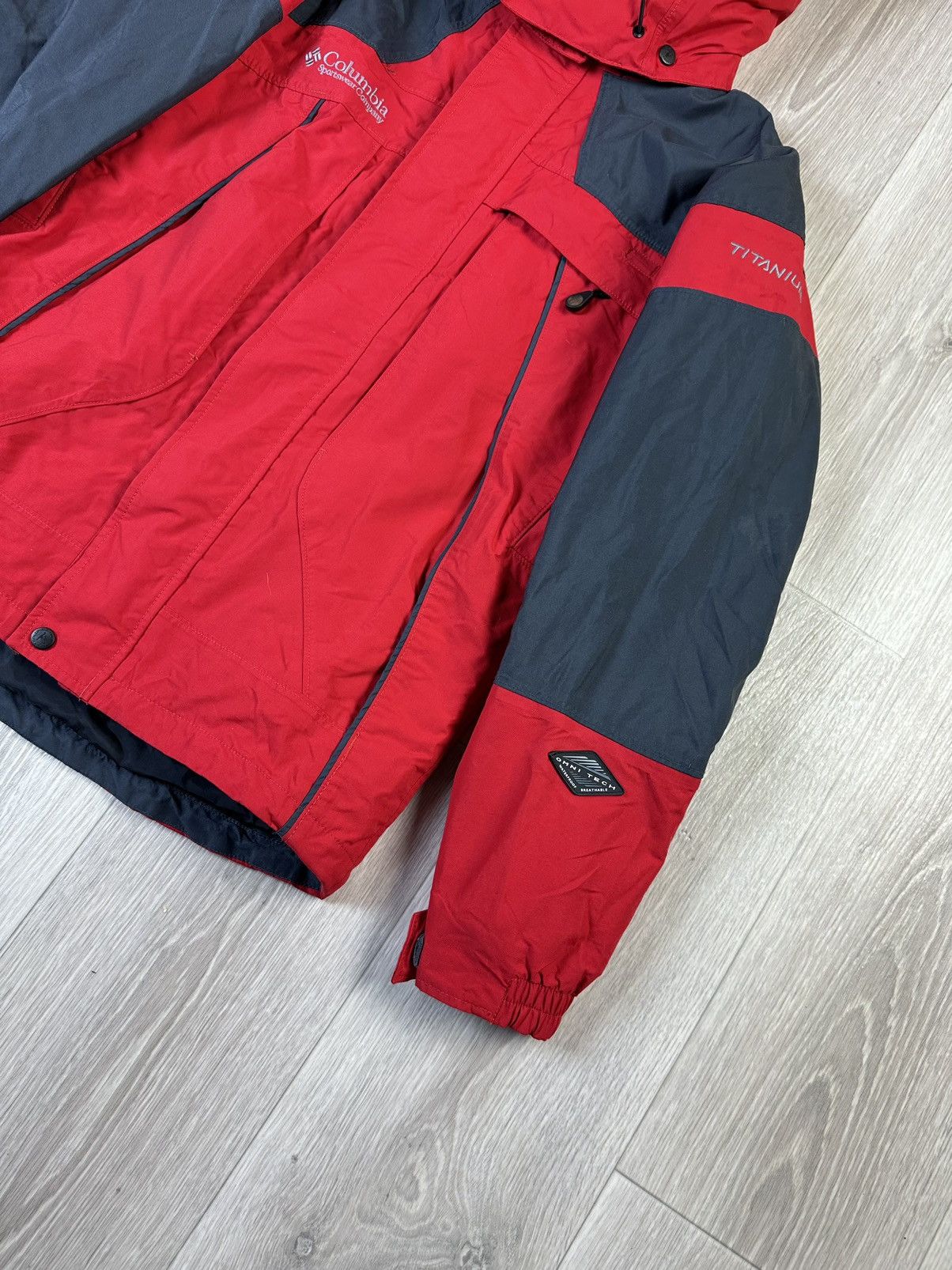Columbia × Vintage Vintage Columbia Titanium Zipper Ups Rain Jacket Size US S / EU 44-46 / 1 - 3 Thumbnail
