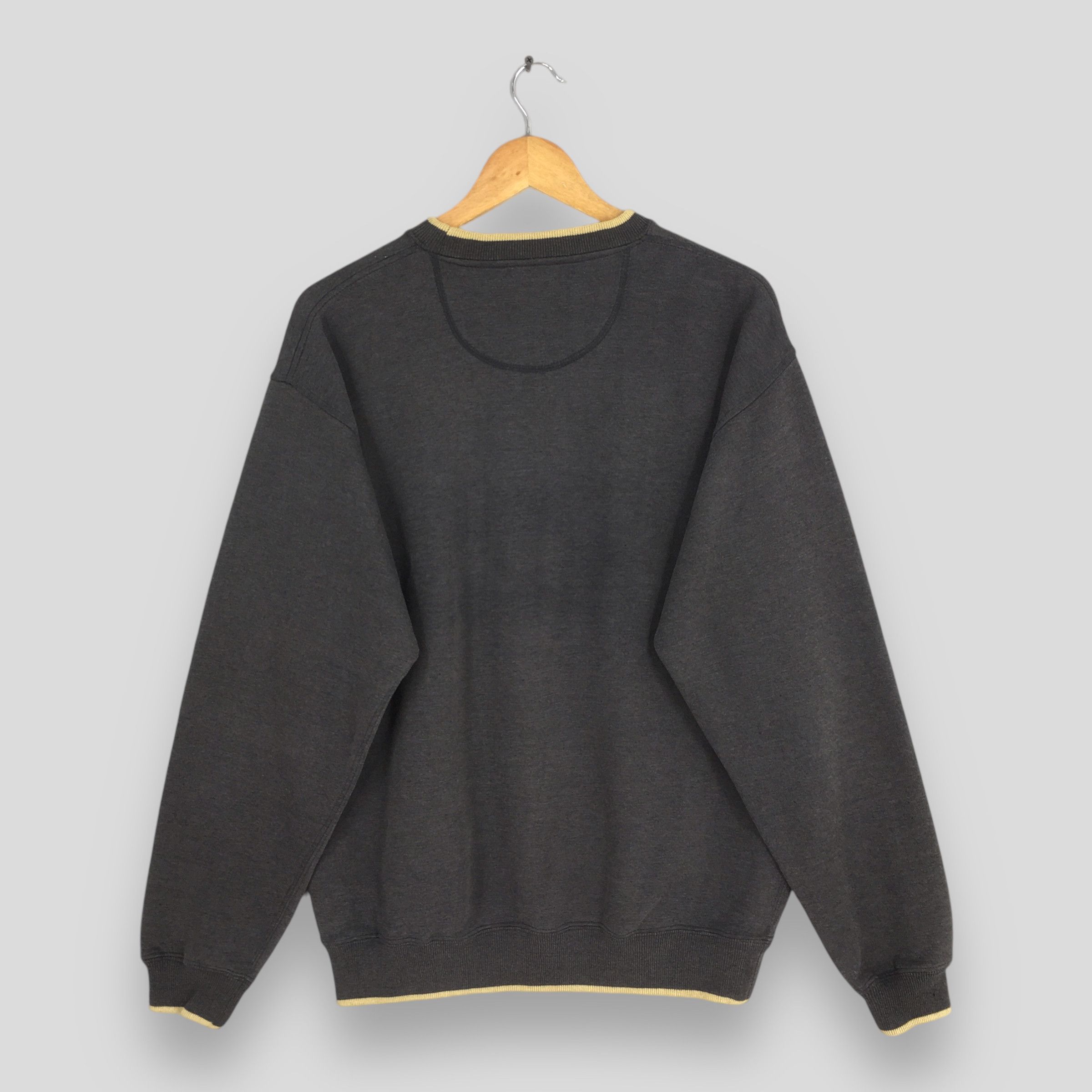 Vintage Vintage 90's Ski St. Moritz Sweatshirt Medium Size US M / EU 48-50 / 2 - 6 Thumbnail