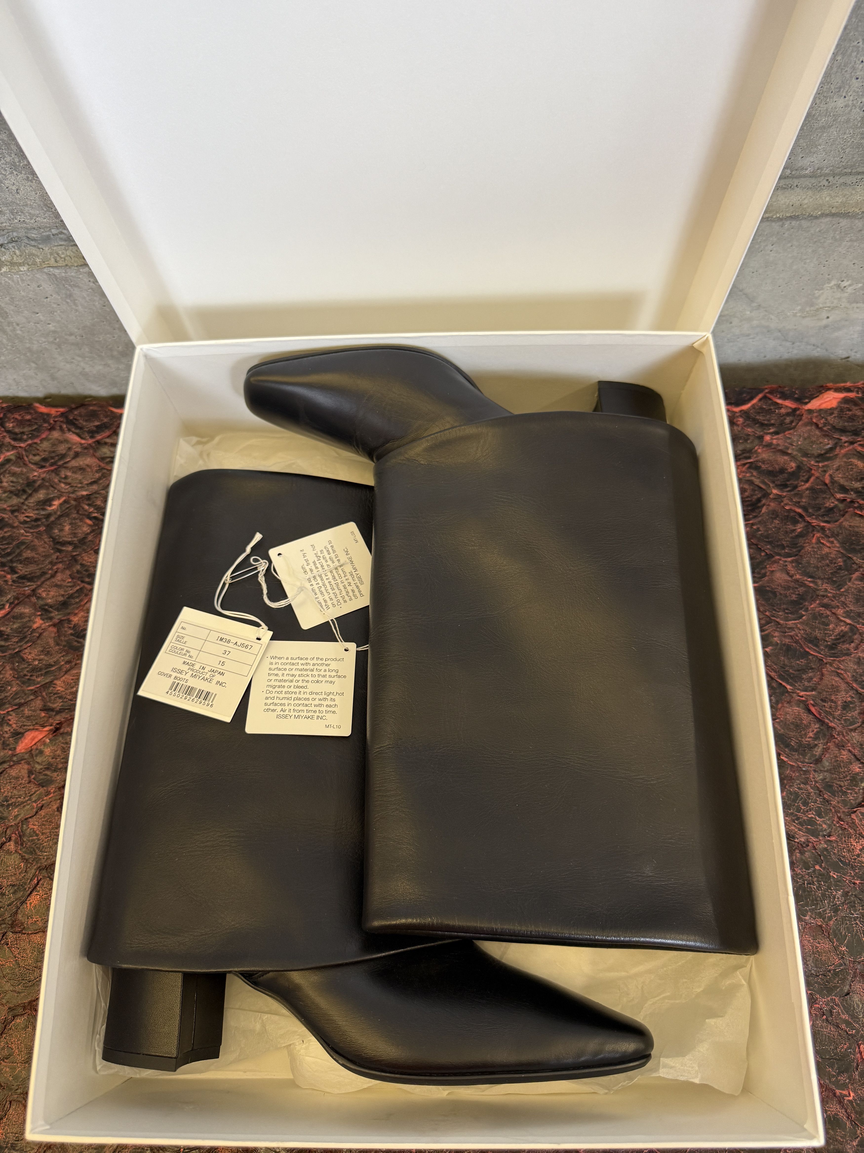 Issey Miyake $1210 Issey Miyake Cover Boots Size US 7 / IT 37 - 9 Thumbnail