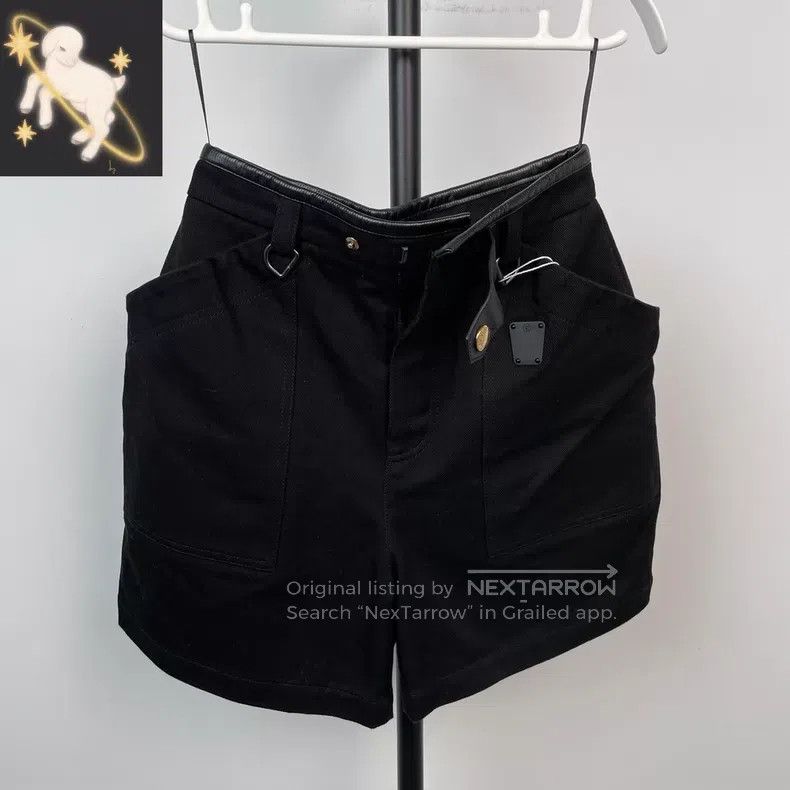 Louis Vuitton Louis Vuitton Black twill Jean shorts Size US 34 / EU 50 - 1 Thumbnail