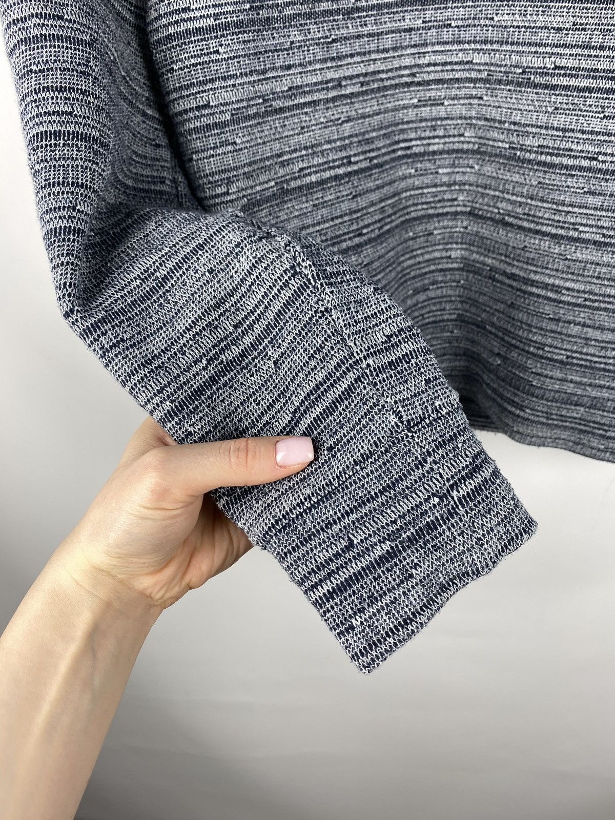A.P.C. A.P.C. APC men’s crewneck sweatshirt pullover size S Size US S / EU 44-46 / 1 - 9 Thumbnail