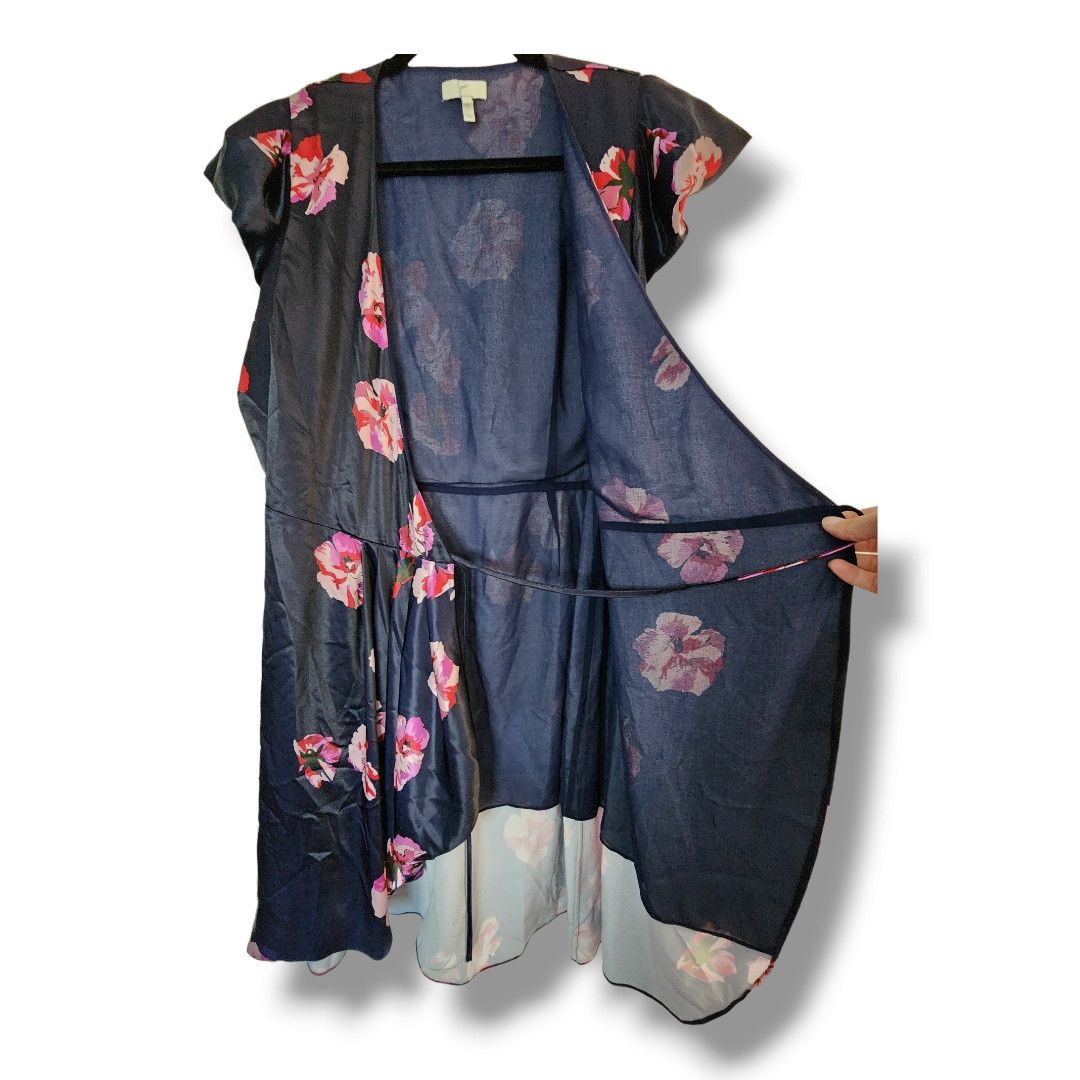 Joie Joie Miltona Navy Blue Floral Midi Wrap Dress Size Small Size S / US 4 / IT 40 - 19 Thumbnail