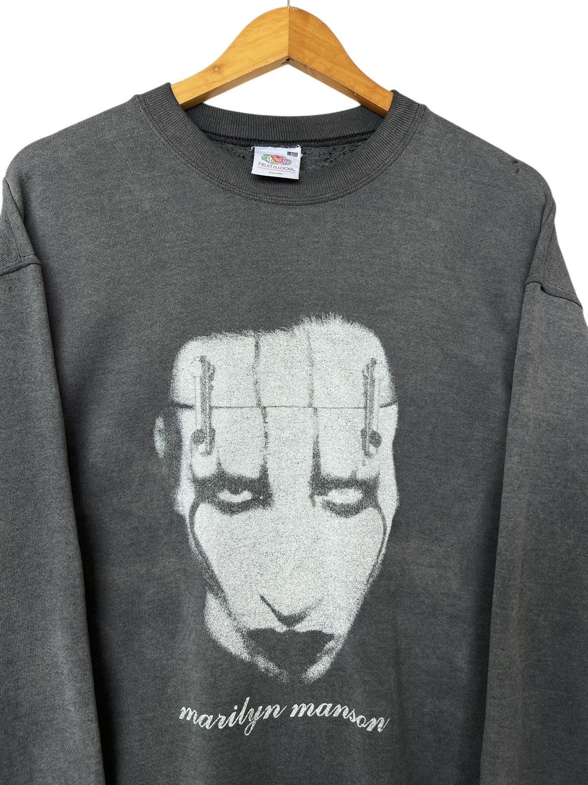 Band Tees Vintage Marilyn Manson Distressed Sunfaded Black Sweatshirt Size US L / EU 52-54 / 3 - 5 Thumbnail