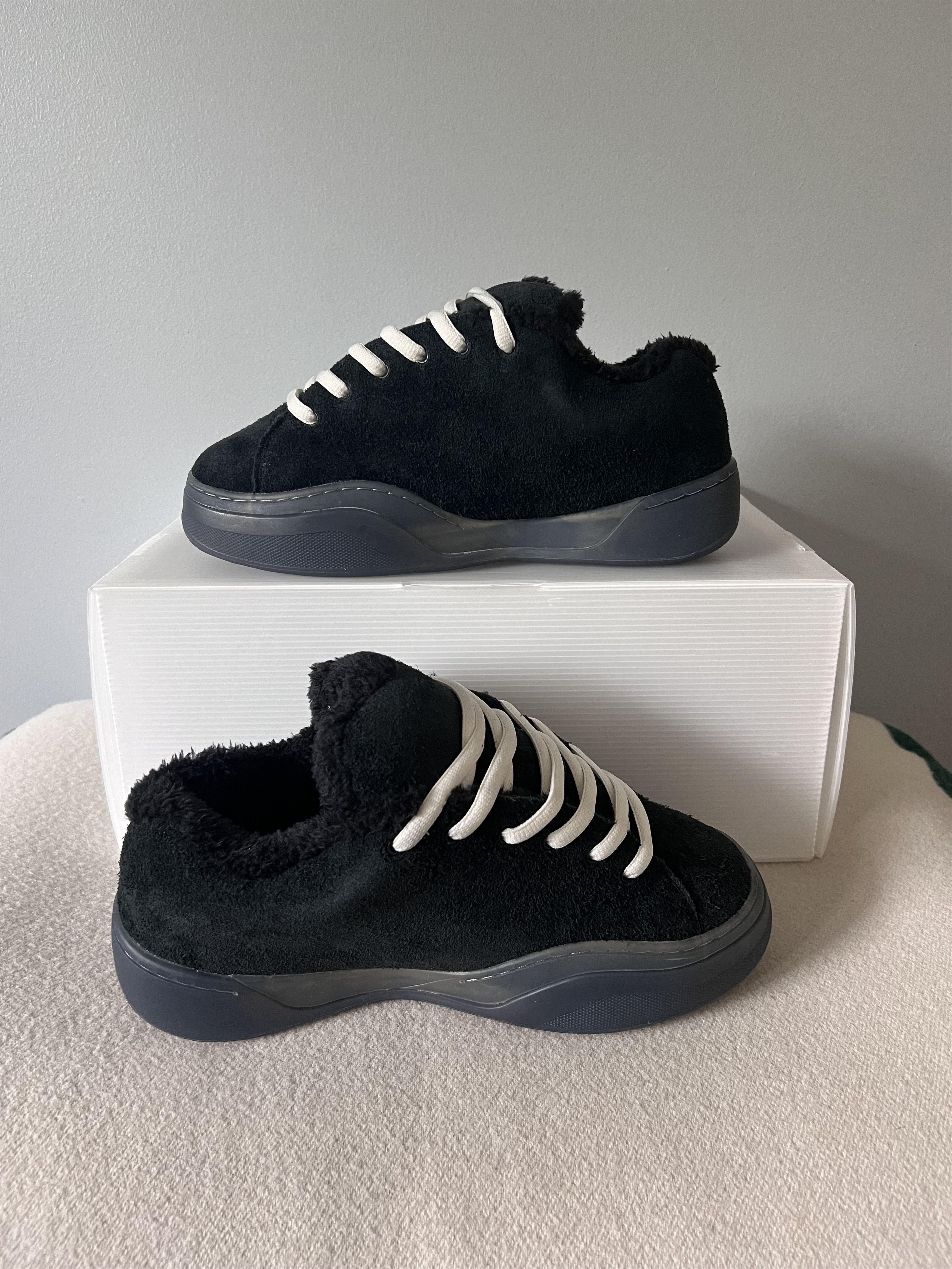 ERL ERL Suede Vamps Sneakers in Black Size US 7 / EU 40 - 3 Thumbnail