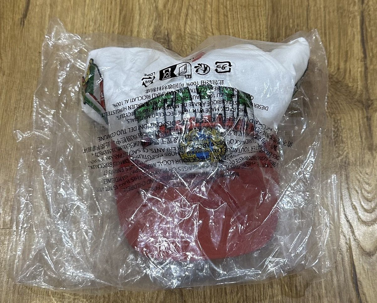 Supreme Supreme Italia 6 panel Size ONE SIZE - 1 Thumbnail
