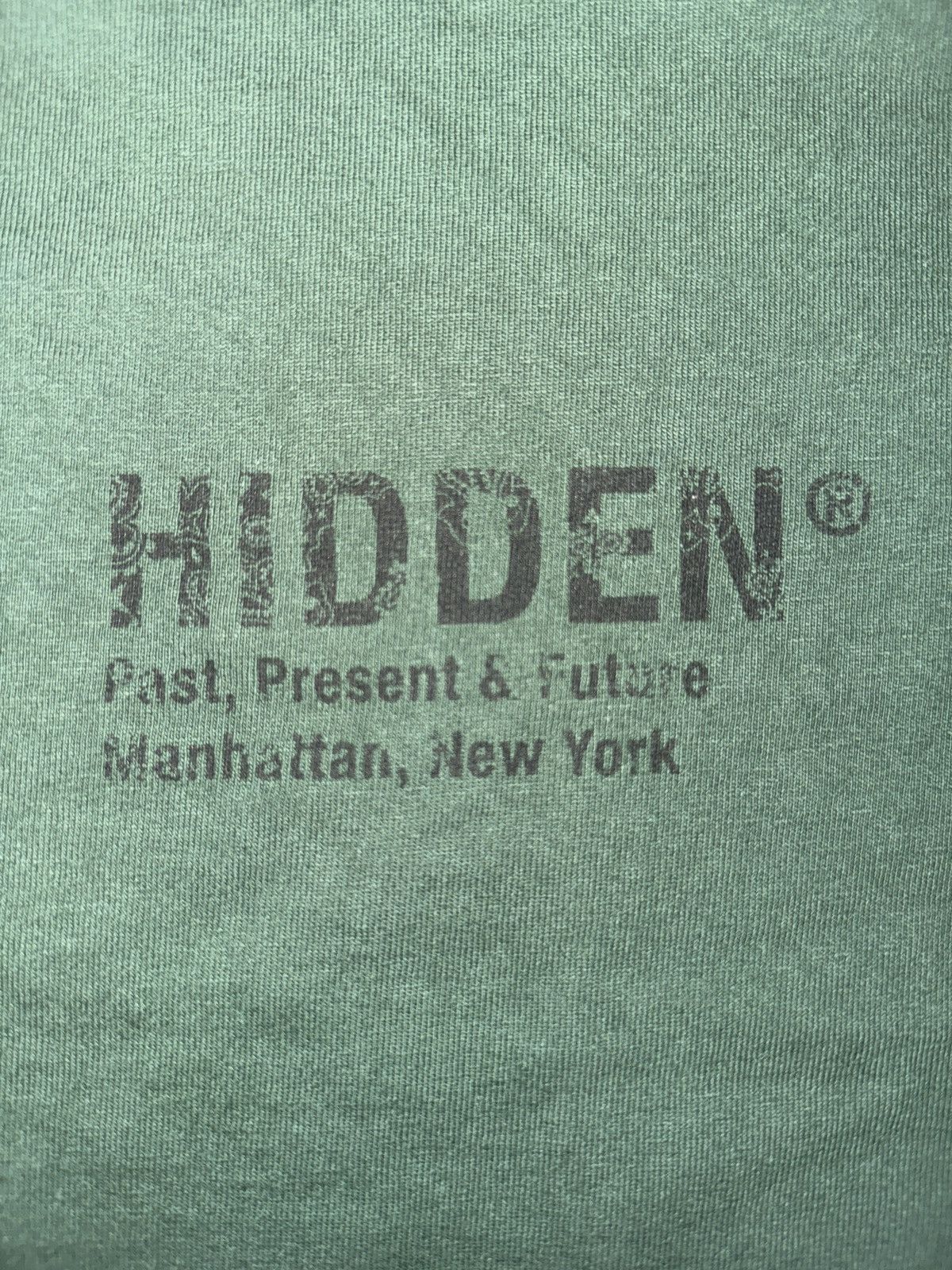 HIDDEN Hidden Tee Size L Size US L / EU 52-54 / 3 - 4 Thumbnail