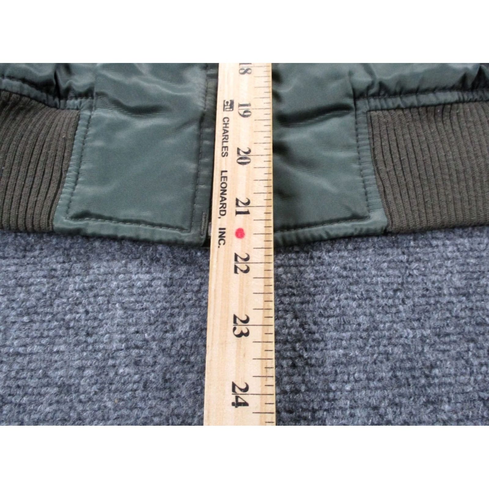 Guess VINTAGE GUESS Jacket Mens L Green Nylon Bomber Coat Quilted Lined 90s Y2K Size US L / EU 52-54 / 3 - 4 Thumbnail