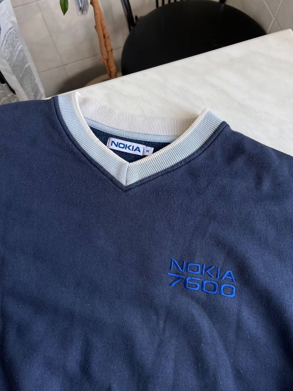 Apple Vintage 2003 Nokia 7600 phone promo merch Sweatshirt Y2K Size US M / EU 48-50 / 2 - 3 Thumbnail