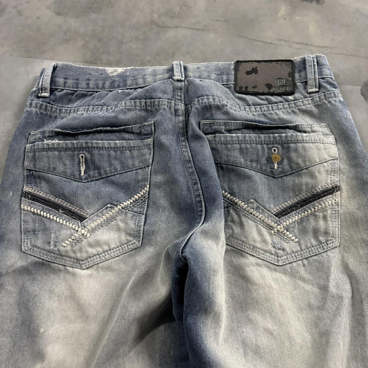 Vintage Crazy Vintage Y2K/2000s Grunge Faded Wash Distressed Mall Goth Denim Jeans! Size US 31 - 7 Thumbnail