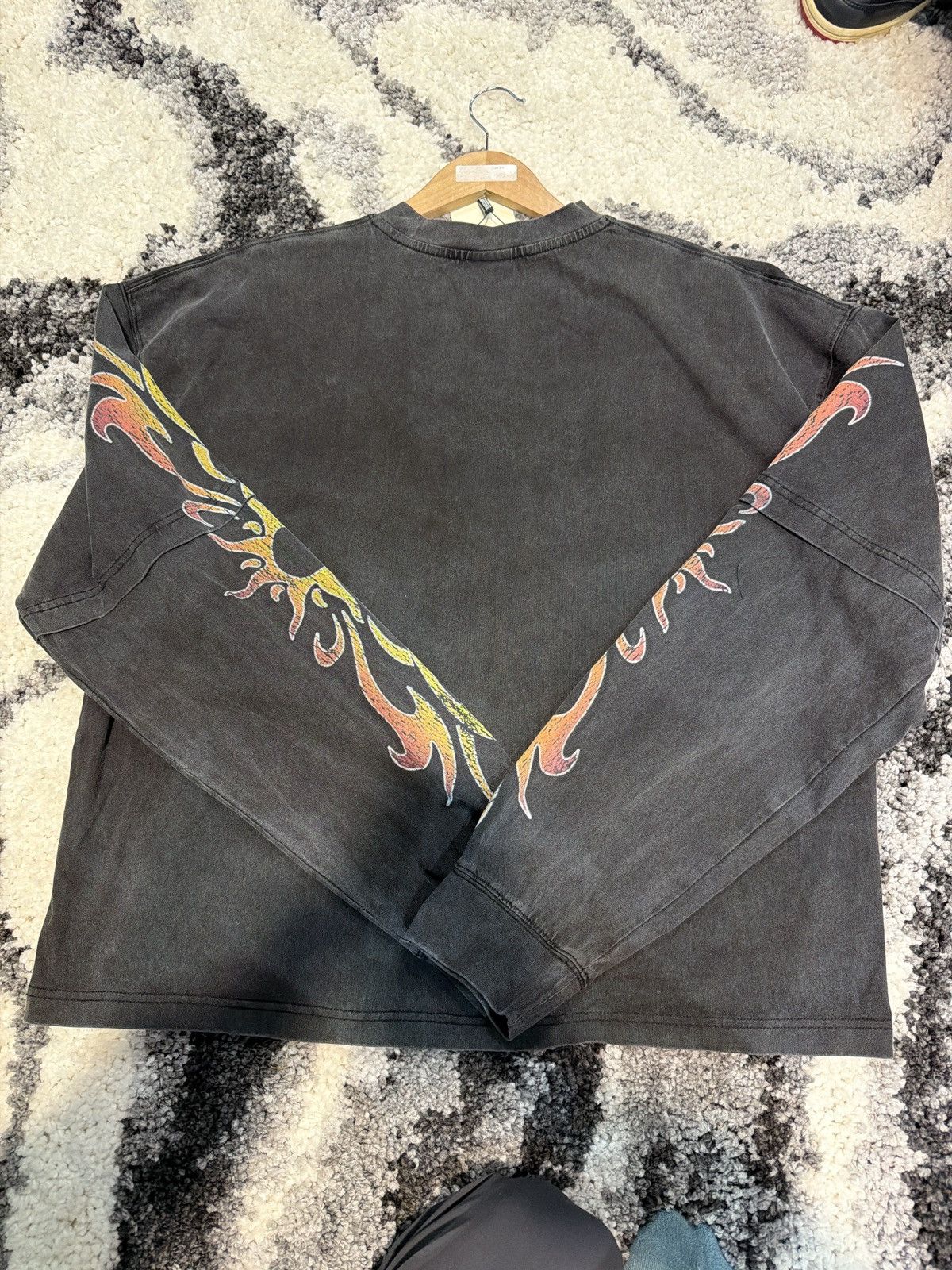 Vale Vale USA Tribal Long Sleeve Size-XL brand new Quick ship Size US XL / EU 56 / 4 - 6 Thumbnail
