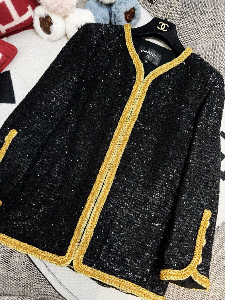 Chanel Chanel 22s spring and summer show black gold sequin woven Size XS / US 0-2 / IT 36-38 - 8 Thumbnail