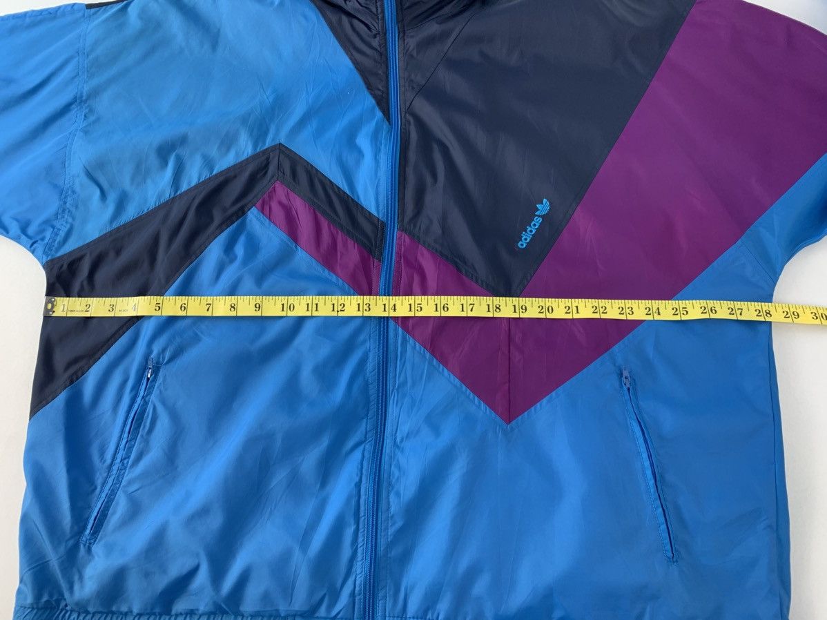 Adidas Adidas Windbreaker Hooded Zipper Jacket Colour Block Design Size US XL / EU 56 / 4 - 11 Thumbnail