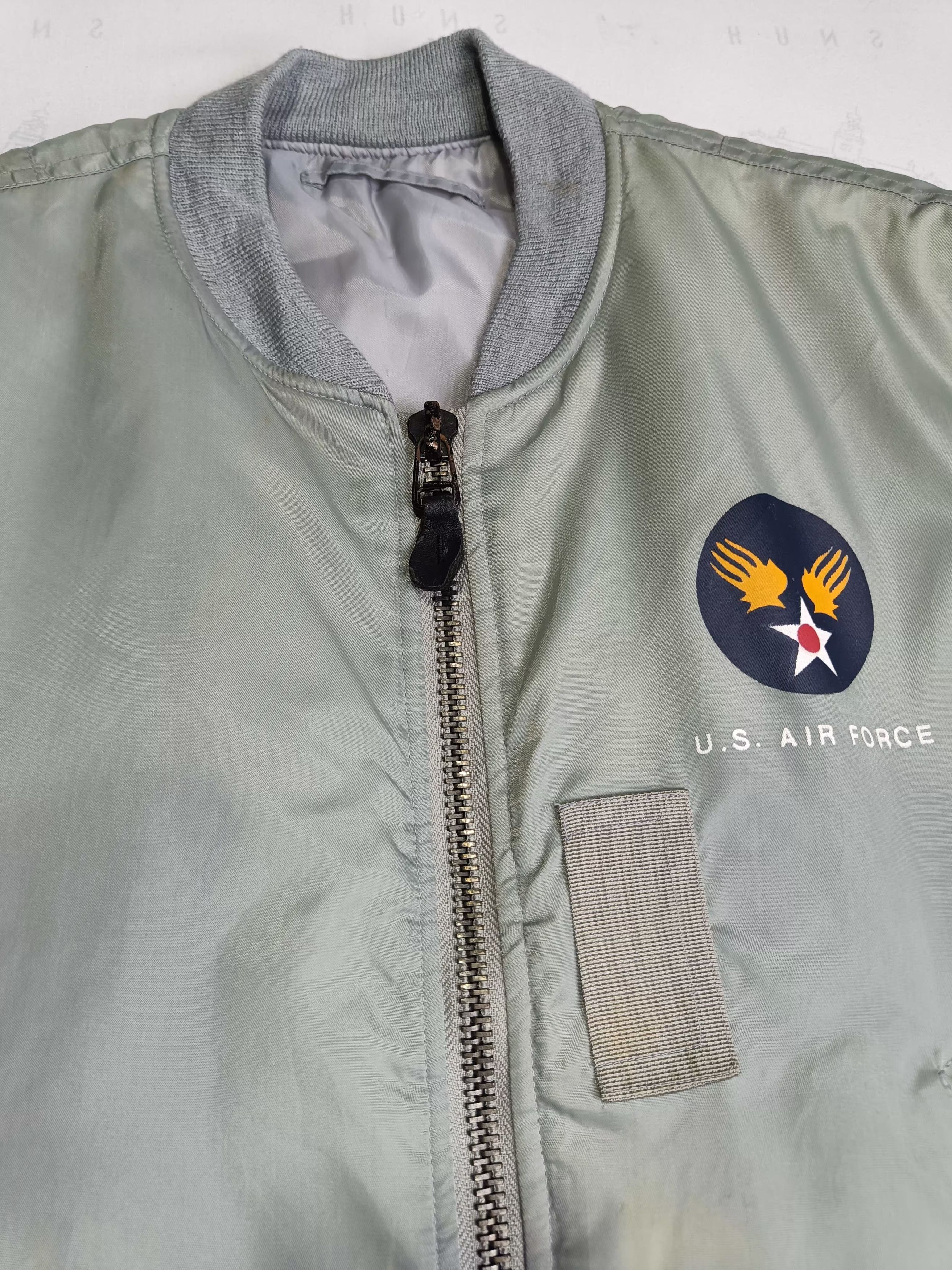 Alpha Industries Vintage USAF Llyer’s Man Intermediate MA-1 Bomber Vest Size US L / EU 52-54 / 3 - 12 Thumbnail