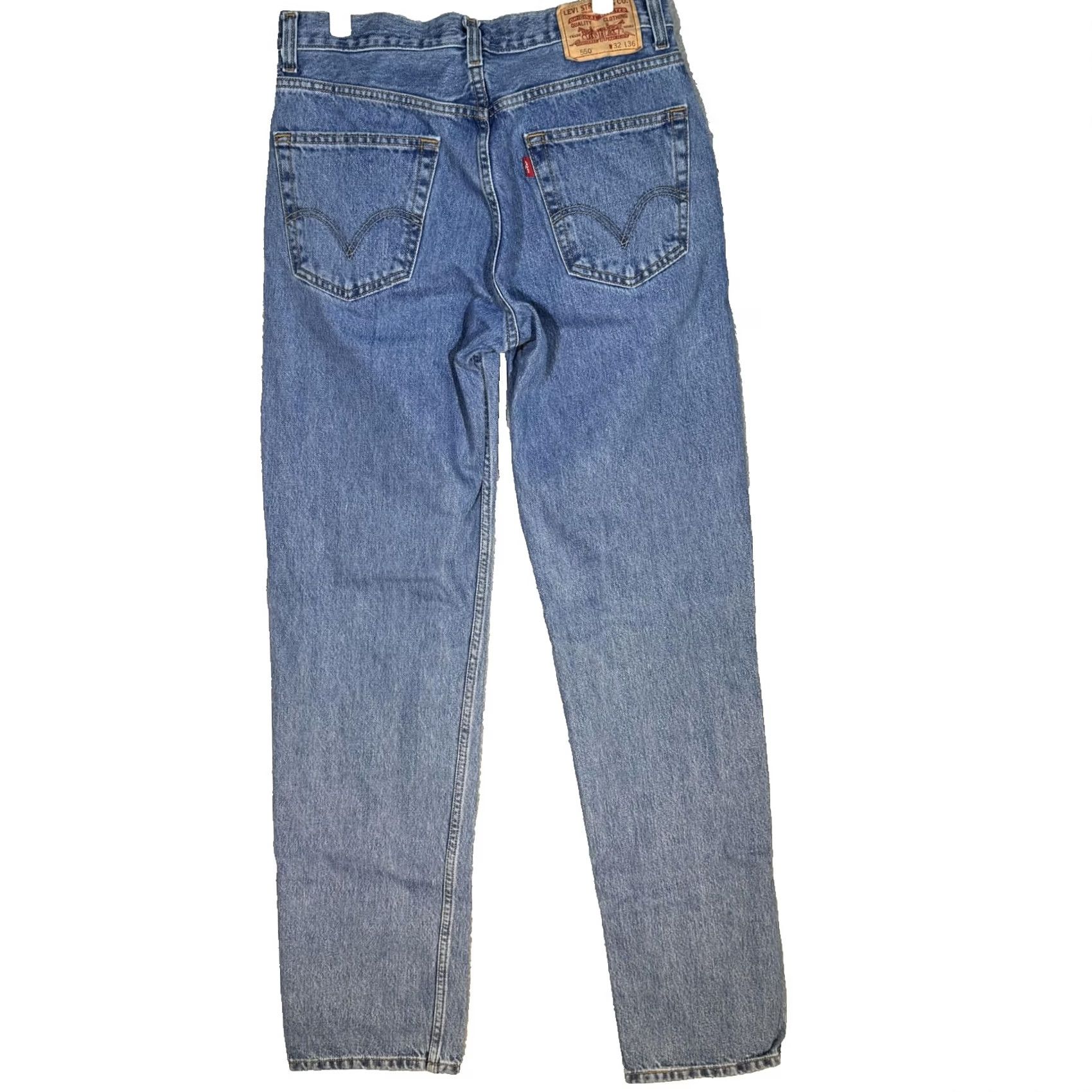 Levi's VINTAGE Levi’s 550 Jeans Mens 32x34 Blue Relaxed Fit Tapered Leg Medium Wash Jeans MensBlue Relaxed Fit Tapered 550 Cowboy USA 32x34 Boys Mens Girls Size US 32 / EU 48 - 2 Thumbnail