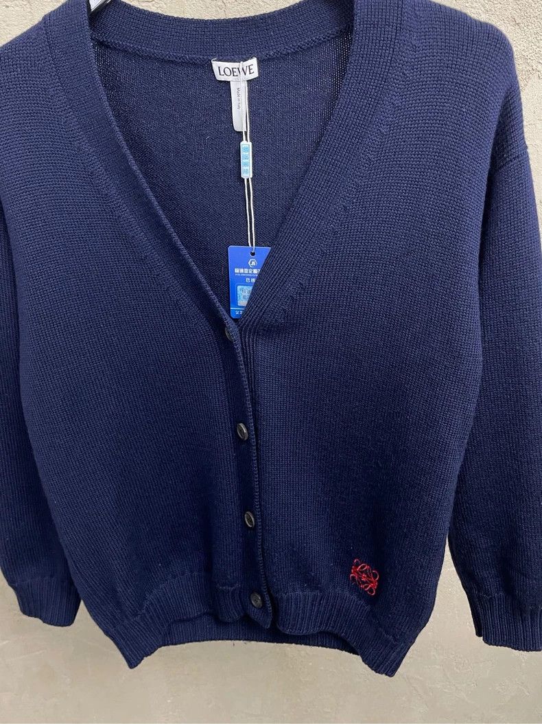 Loewe loewe Navy blue embroidered small logo wool cardigan 2506-N Size US S / EU 44-46 / 1 - 3 Thumbnail