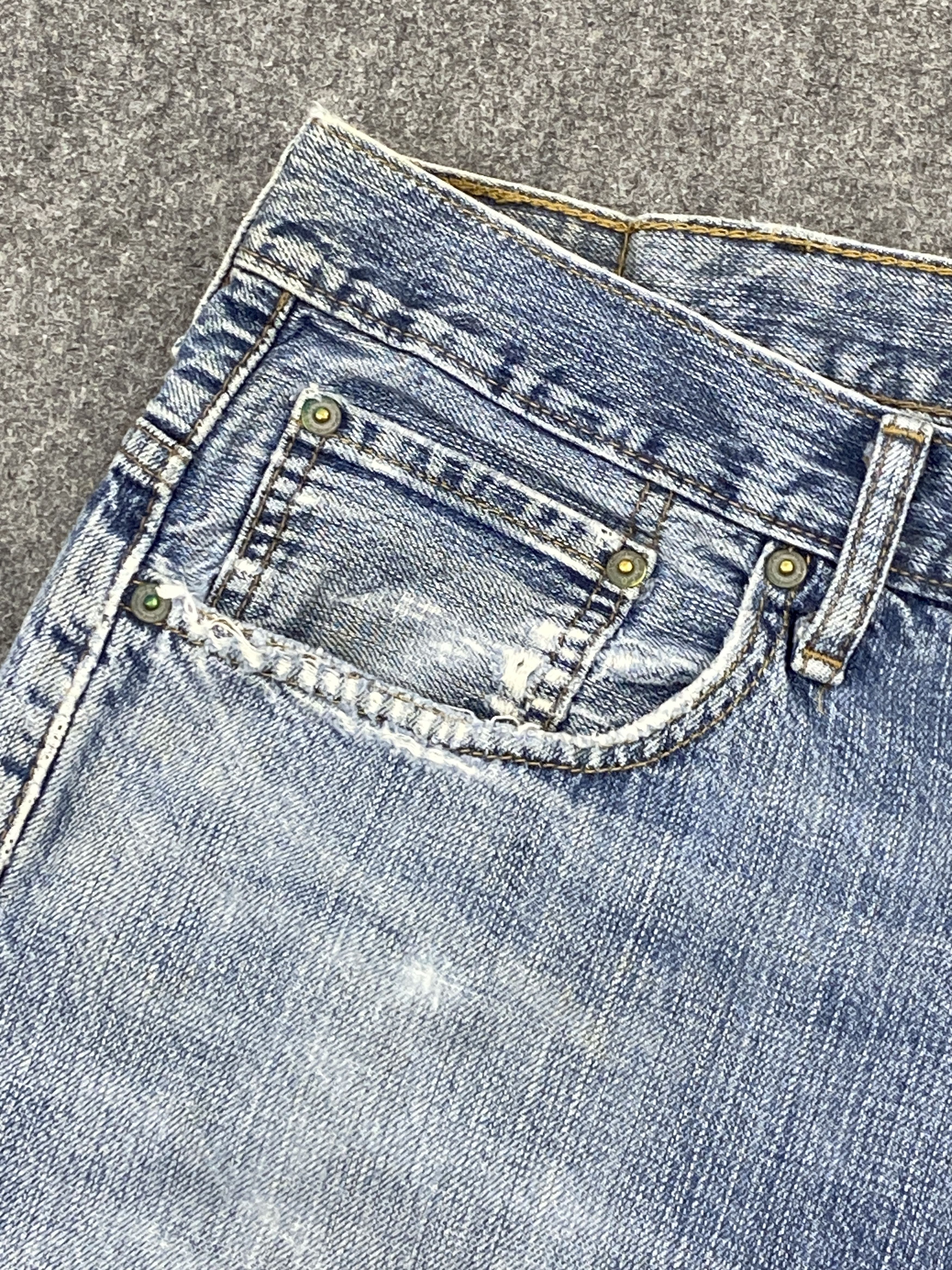 Levi's Vintage Levis 569 Faded Blue Jeans DP2619 Size US 40 / EU 56 - 10 Thumbnail