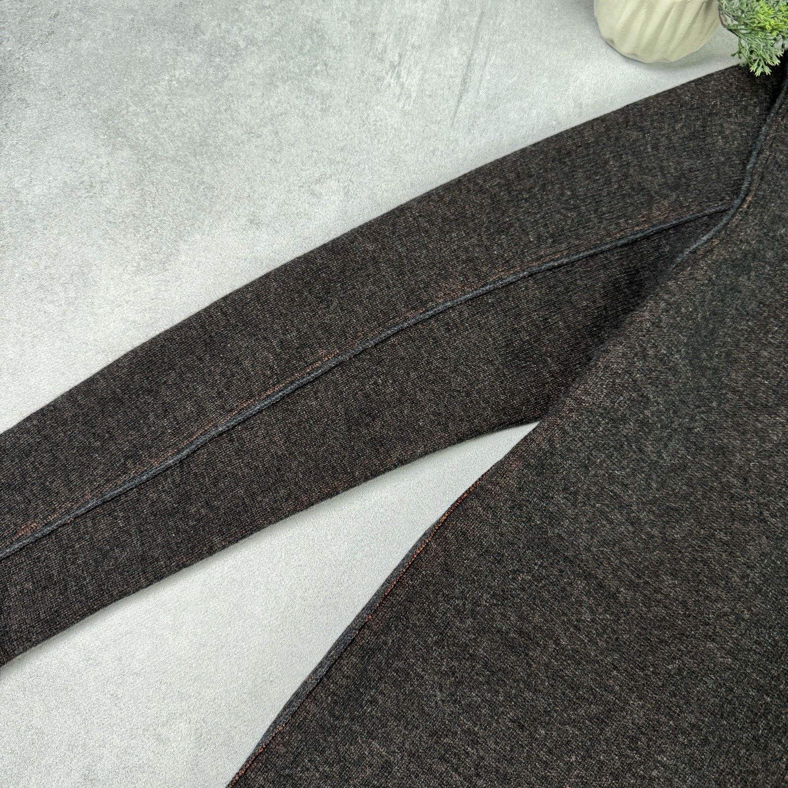 Corneliani Cc Corneliani Collection Blazer Cardigan Wool Size 52 Brown Size US L / EU 52-54 / 3 - 18 Thumbnail