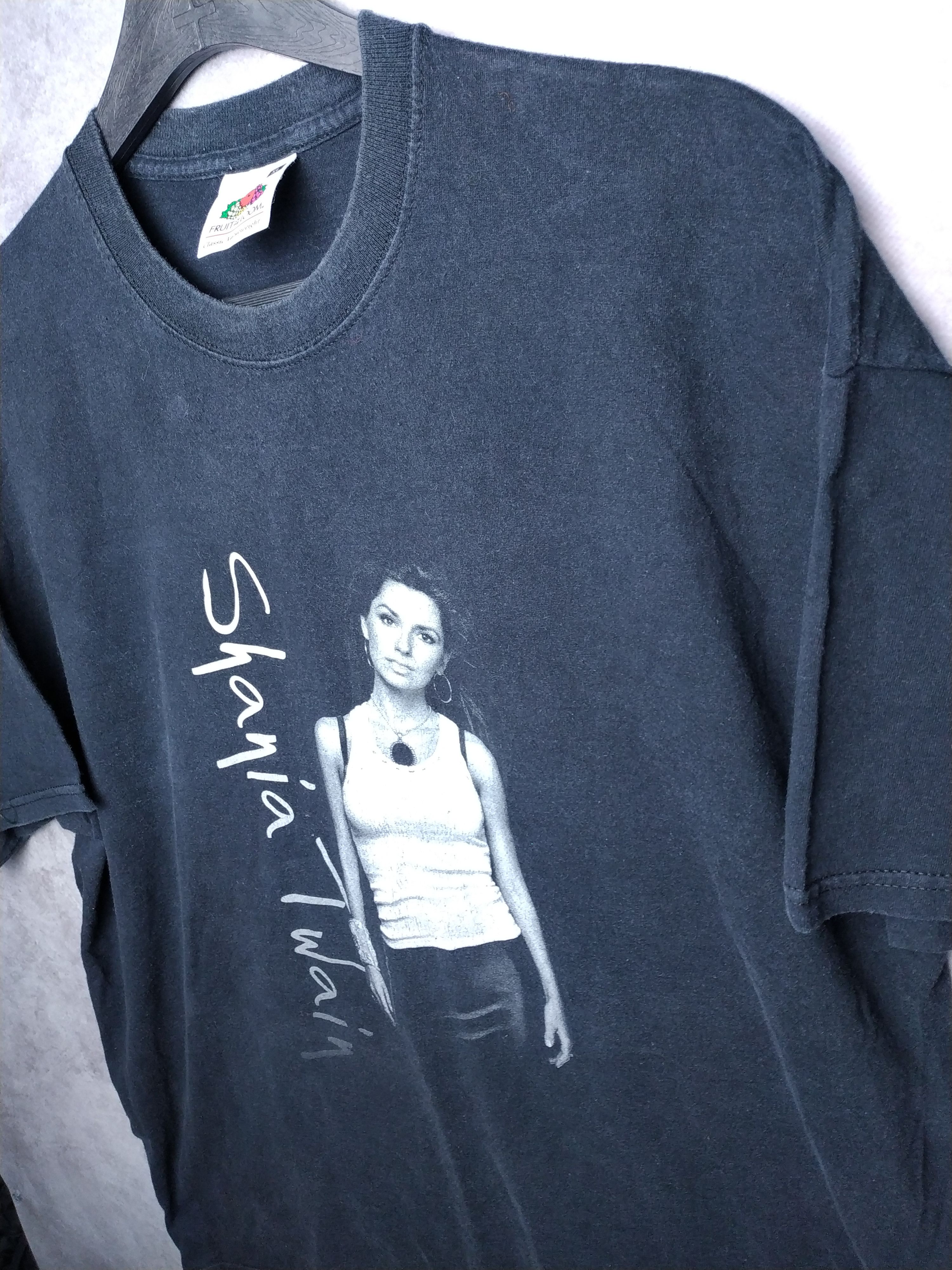 Band Tees Shania Twain Vintage Band Tee Up Tour 2004 Vintage Tshirt Size US XL / EU 56 / 4 - 6 Thumbnail