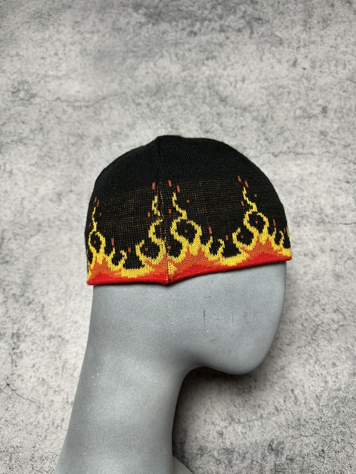 Vintage Vintage Red Eye Flame Fire Skate Beanie Hat Size ONE SIZE - 11 Thumbnail