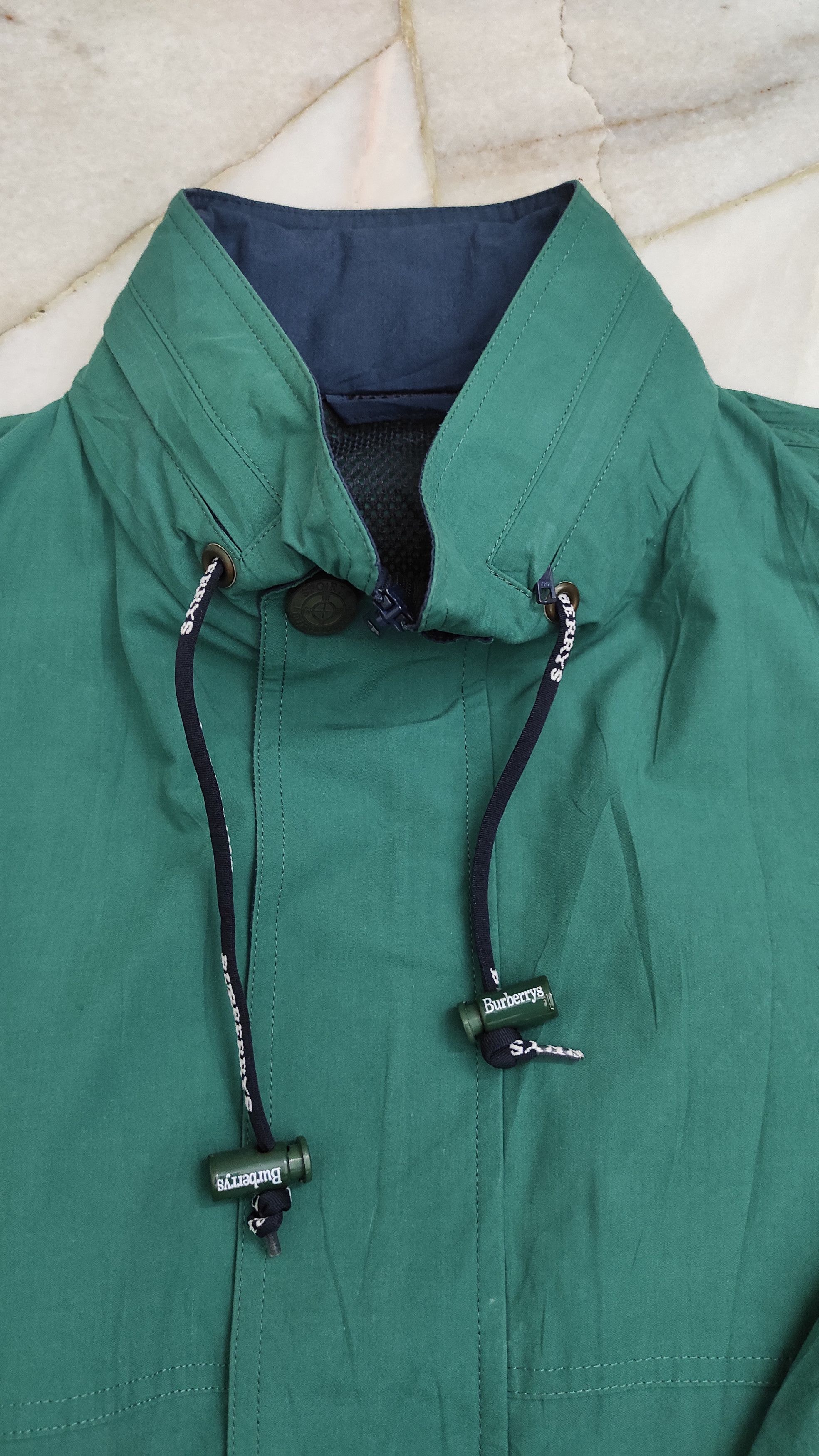 Burberry Archive 90's BURBERRYS SPORTS JACKET WITH PEAKED HOODIE Size US S / EU 44-46 / 1 - 9 Thumbnail