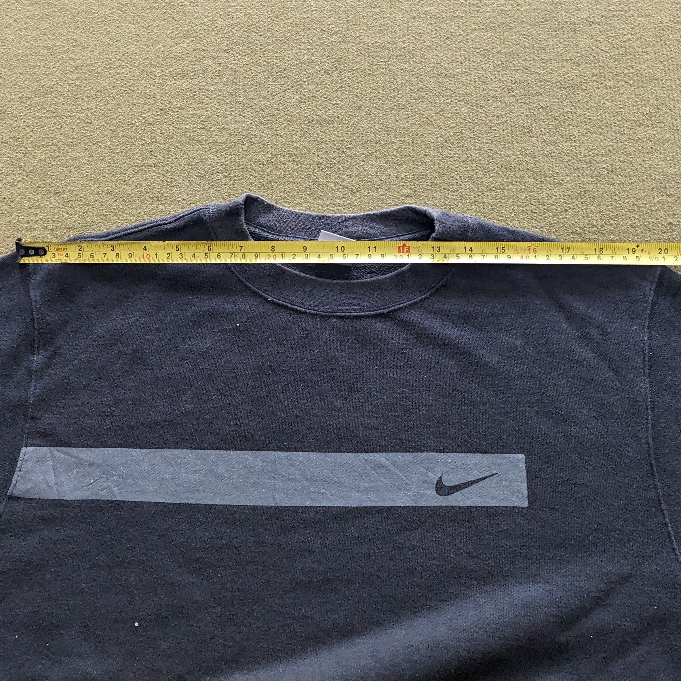 Nike Vintage NIKE TWOTHOUSANDFOUR Small Logo Sweatshirt Size US L / EU 52-54 / 3 - 5 Thumbnail