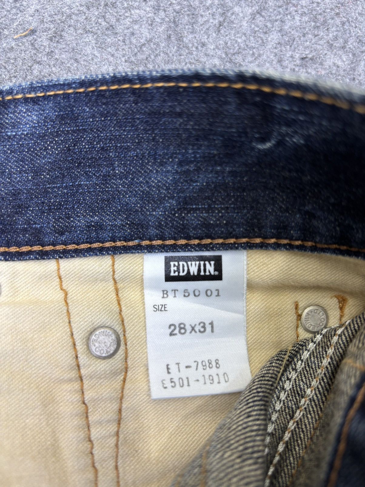 Edwin 💥Flare💥Insane Edwin 90s Style Raw Fades Flare Denim F938 Size US 32 / EU 48 - 14 Thumbnail