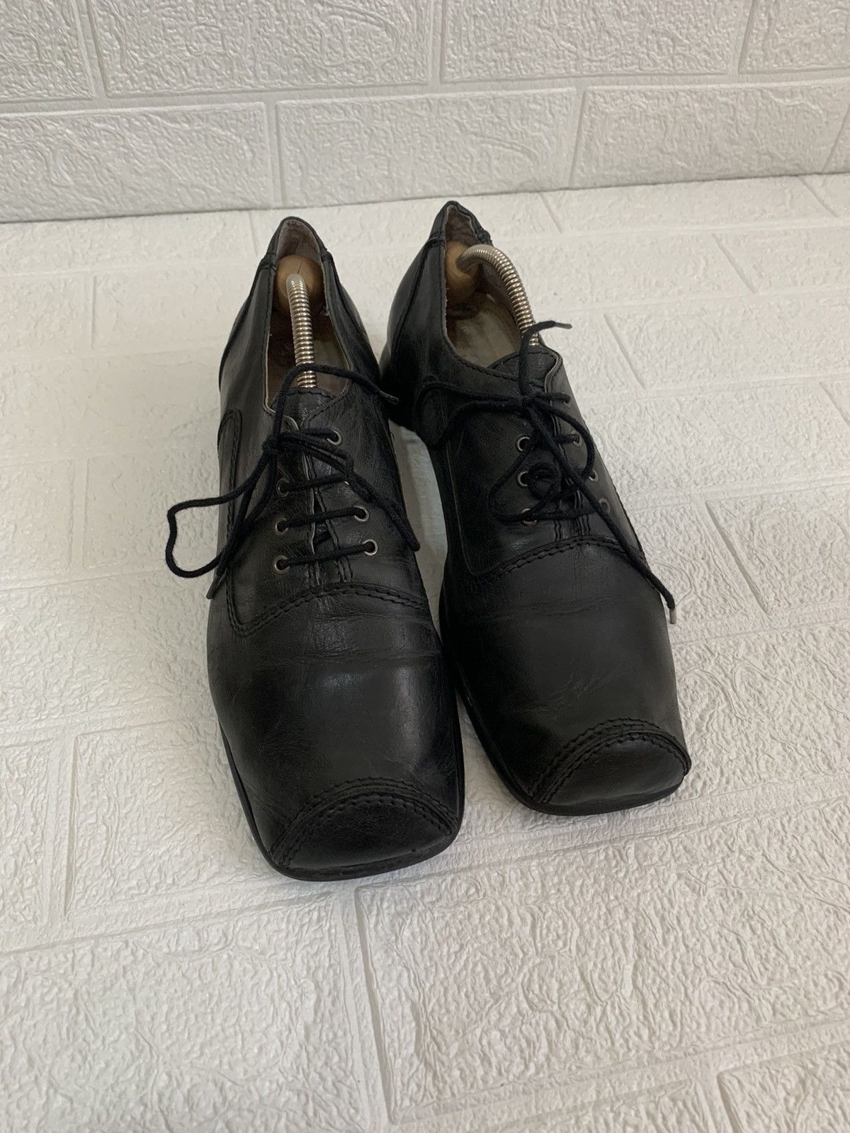 Leather × Vintage Rare Avant Garde Woman Heels Vintage Leather Shoes Y2K Style Size US 9.5 / IT 39.5 - 4 Thumbnail